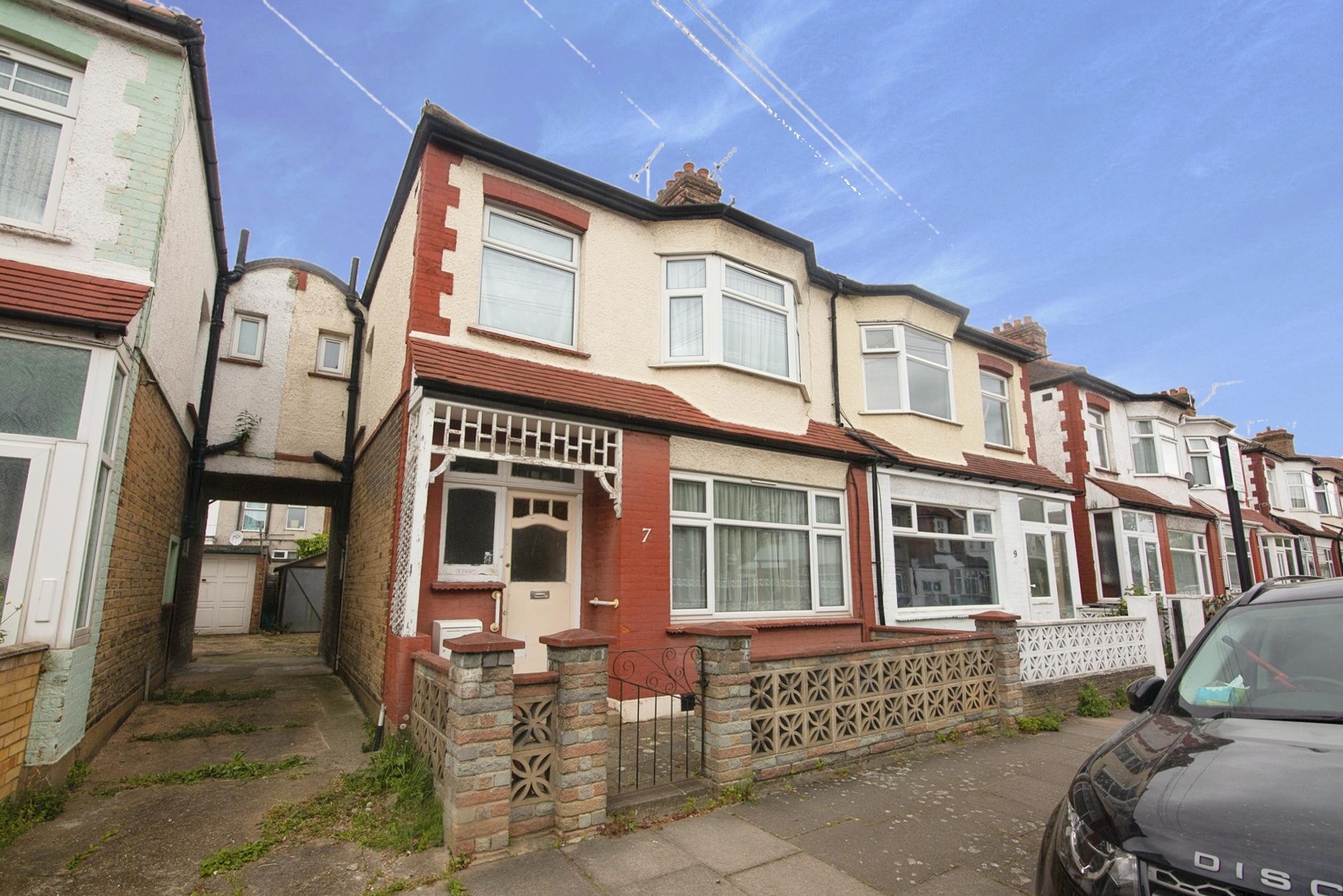 4 bedroom semidetached house for sale in Mafeking Road, London, N17 9BG