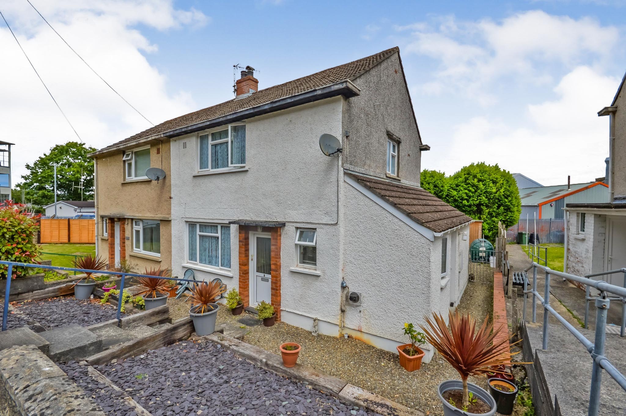 2 bedroom semidetached house for sale in Blaenwern, Newcastle Emlyn