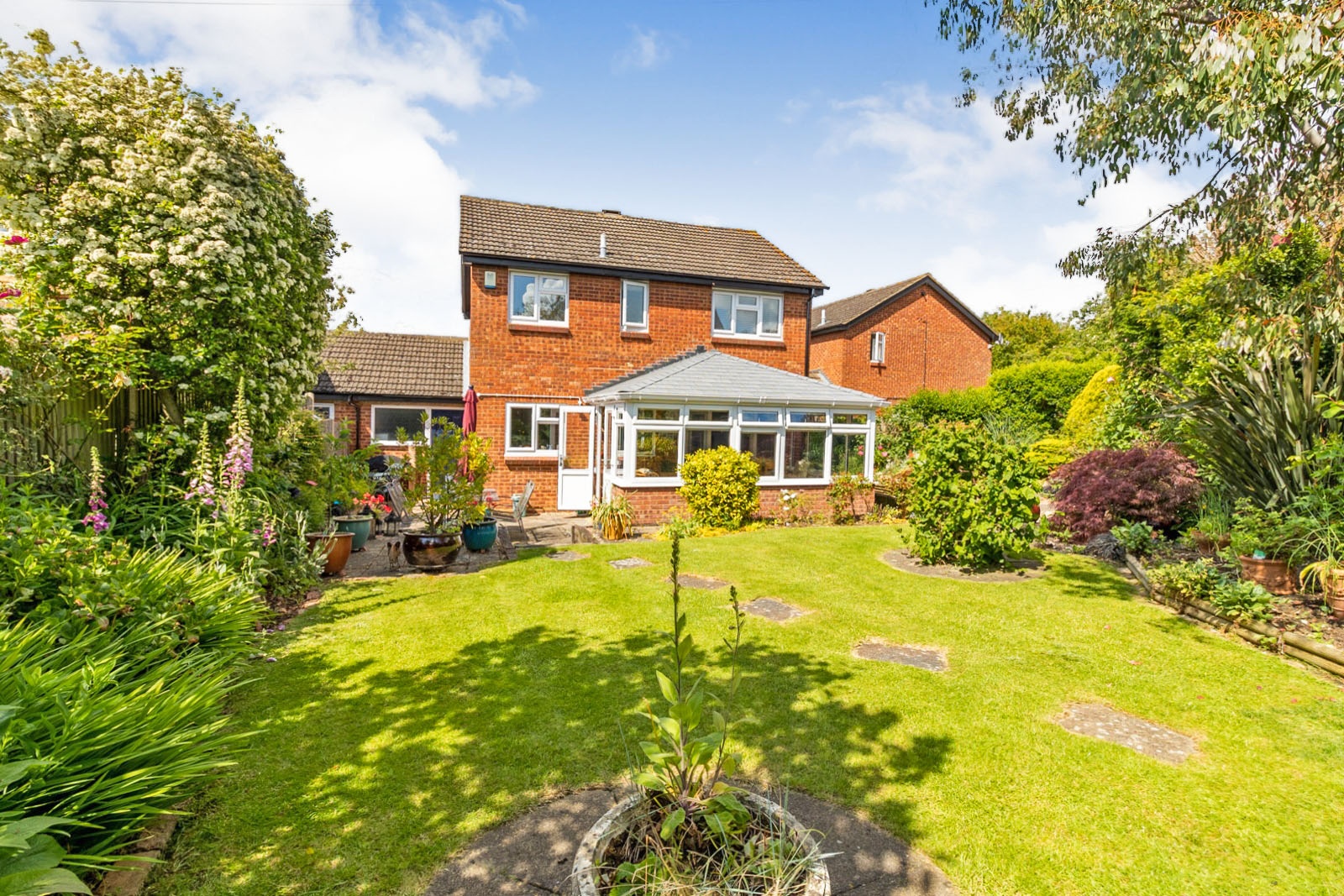 4 bedroom detached house for sale in Greenway, Newton Longville, Milton