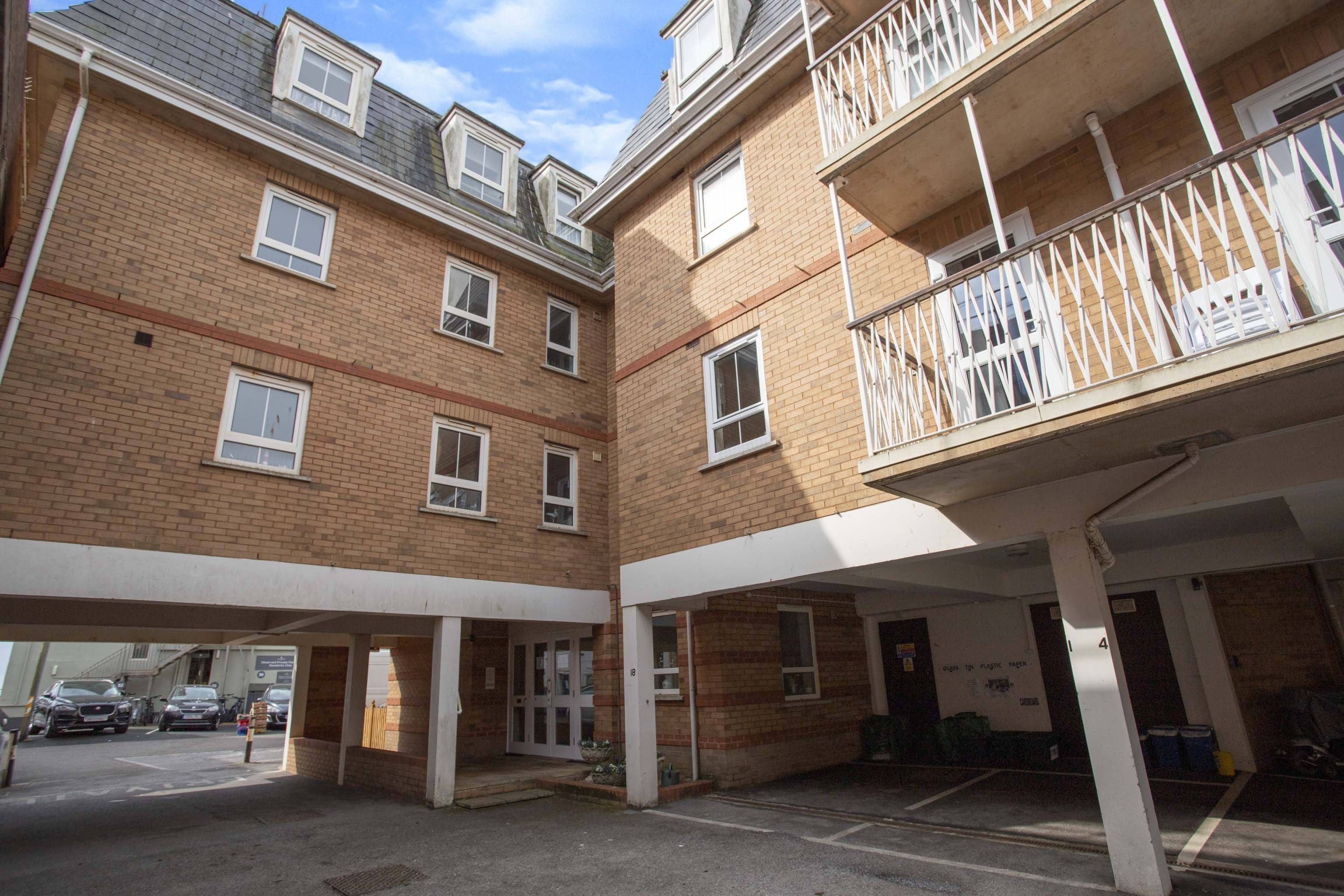 1 bedroom retirement property for sale in Market Place, Sidmouth, EX10 8AR