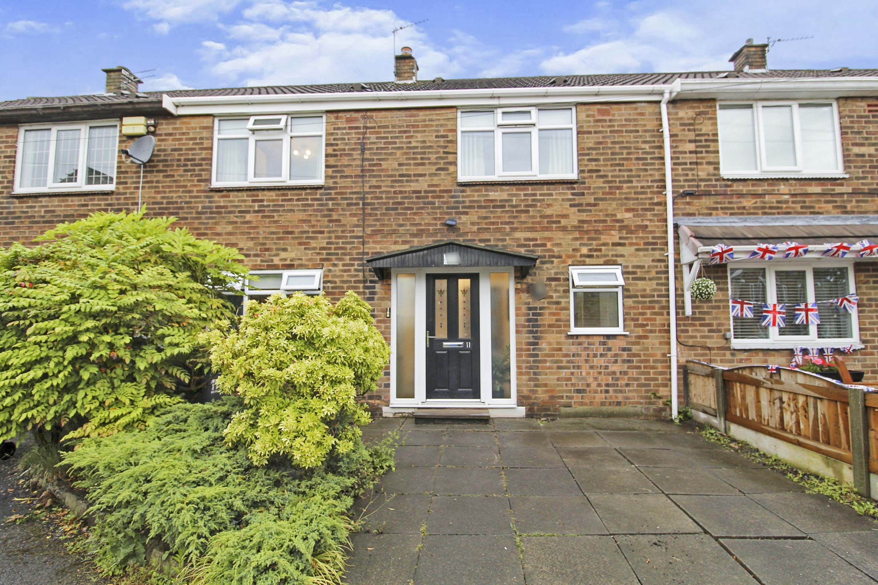 3 bedroom town house for sale in Hawthorn Crescent, Skelmersdale, WN8 8DH