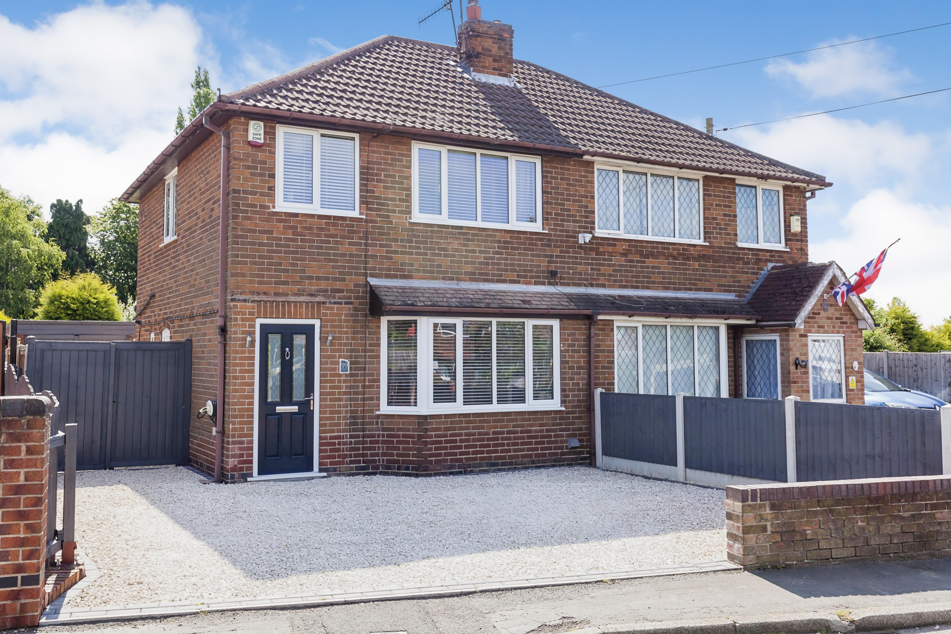 3 bedroom semidetached house for sale in Milnhay Road, Langley Mill