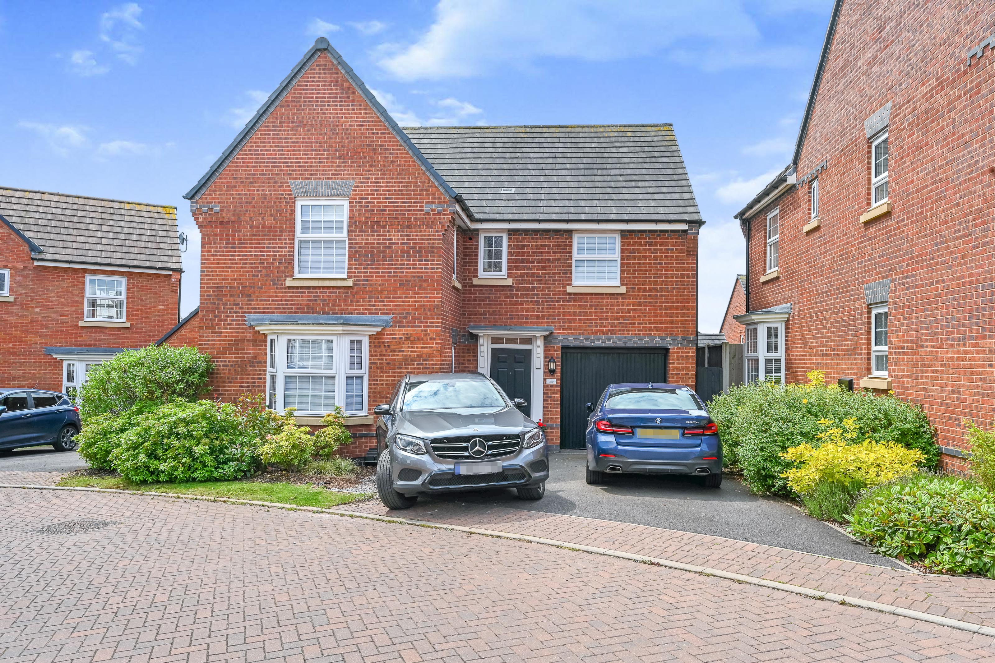 4 bedroom detached house for sale in Winton Vale, Stafford, ST18 0YT