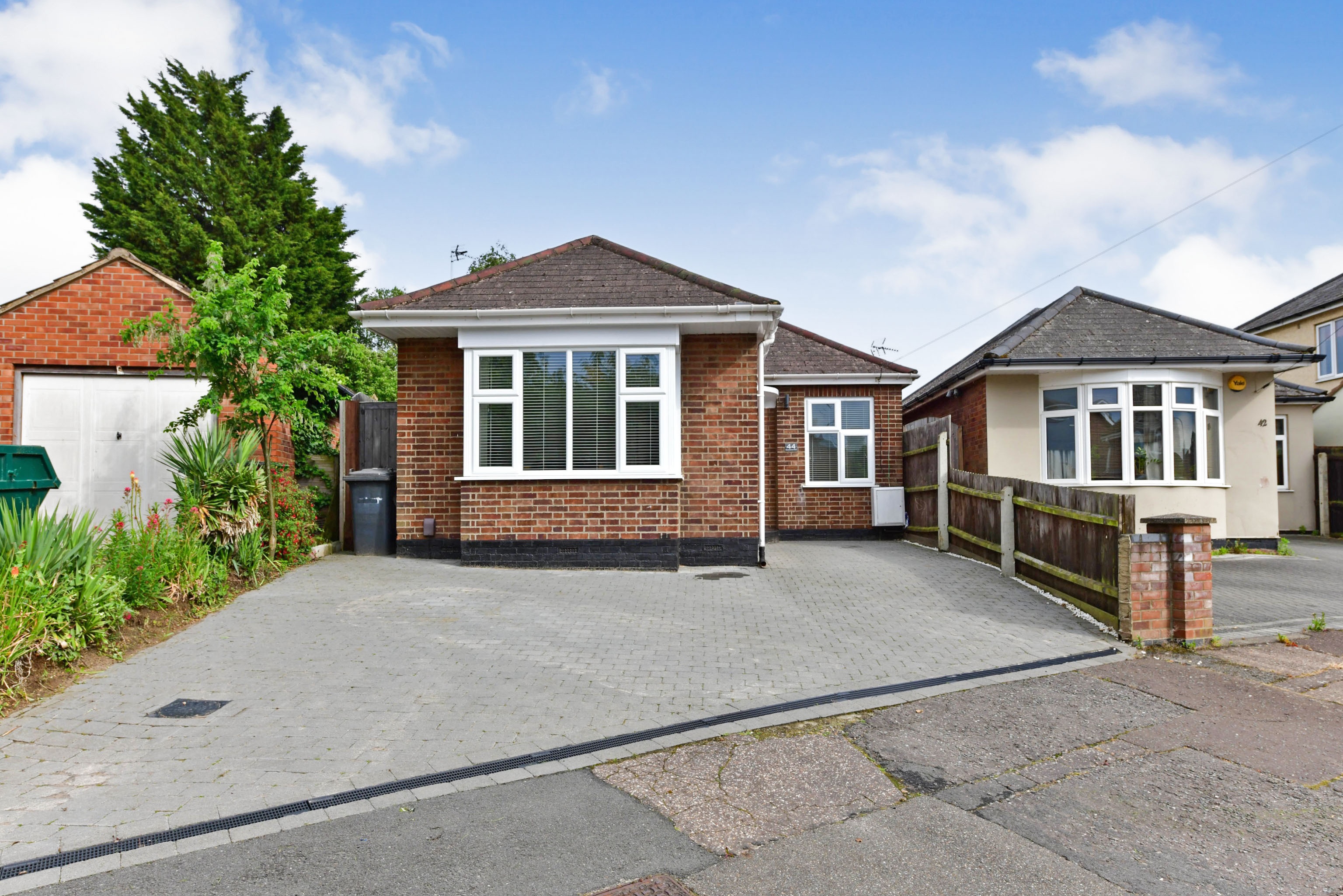4 bedroom detached bungalow for sale in Gloucester Road, Peterborough