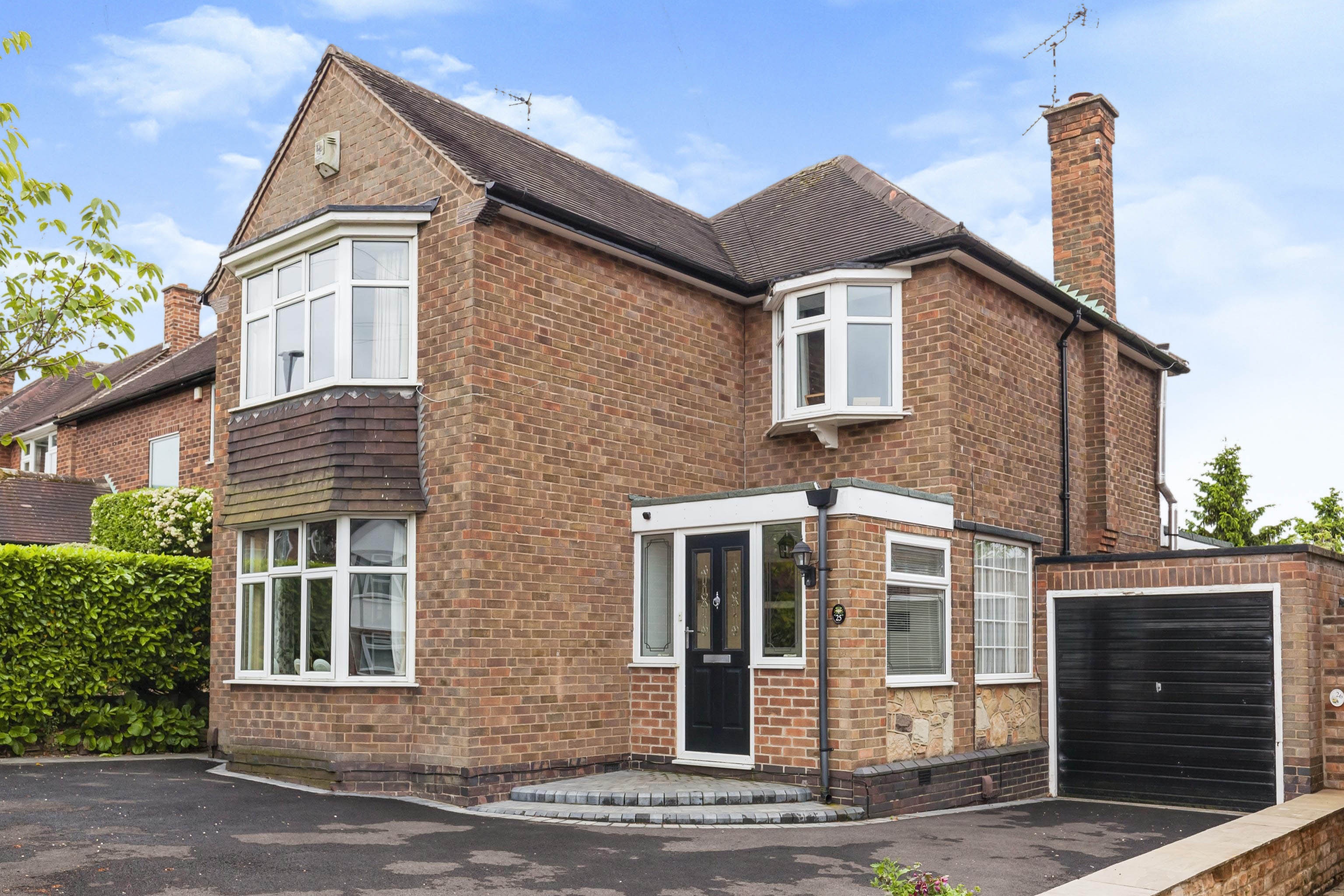 3 bedroom detached house for sale in Thornhill Close, Bramcote