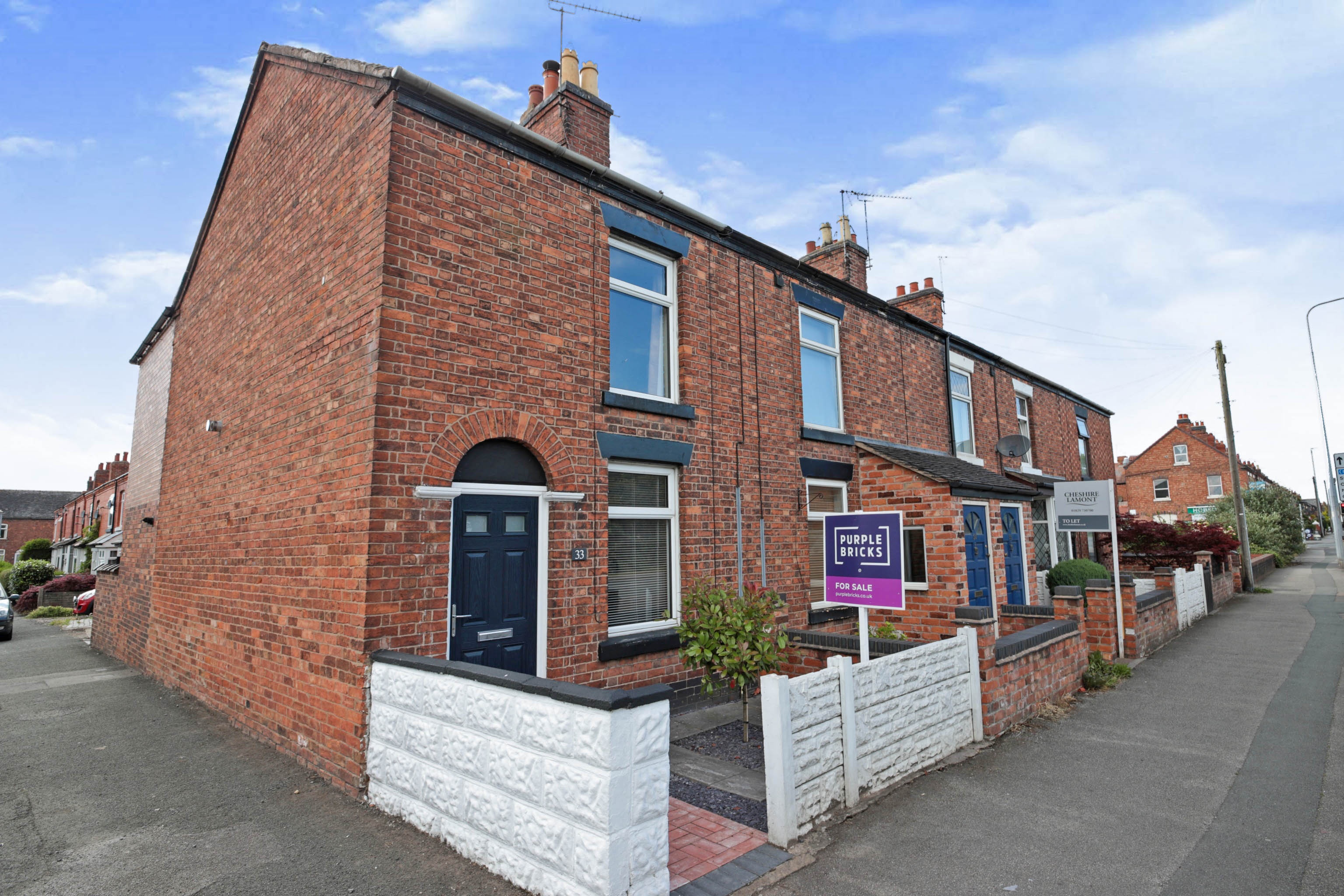 2 bedroom end of terrace house for sale in Barony Road, Nantwich, CW5 5QX