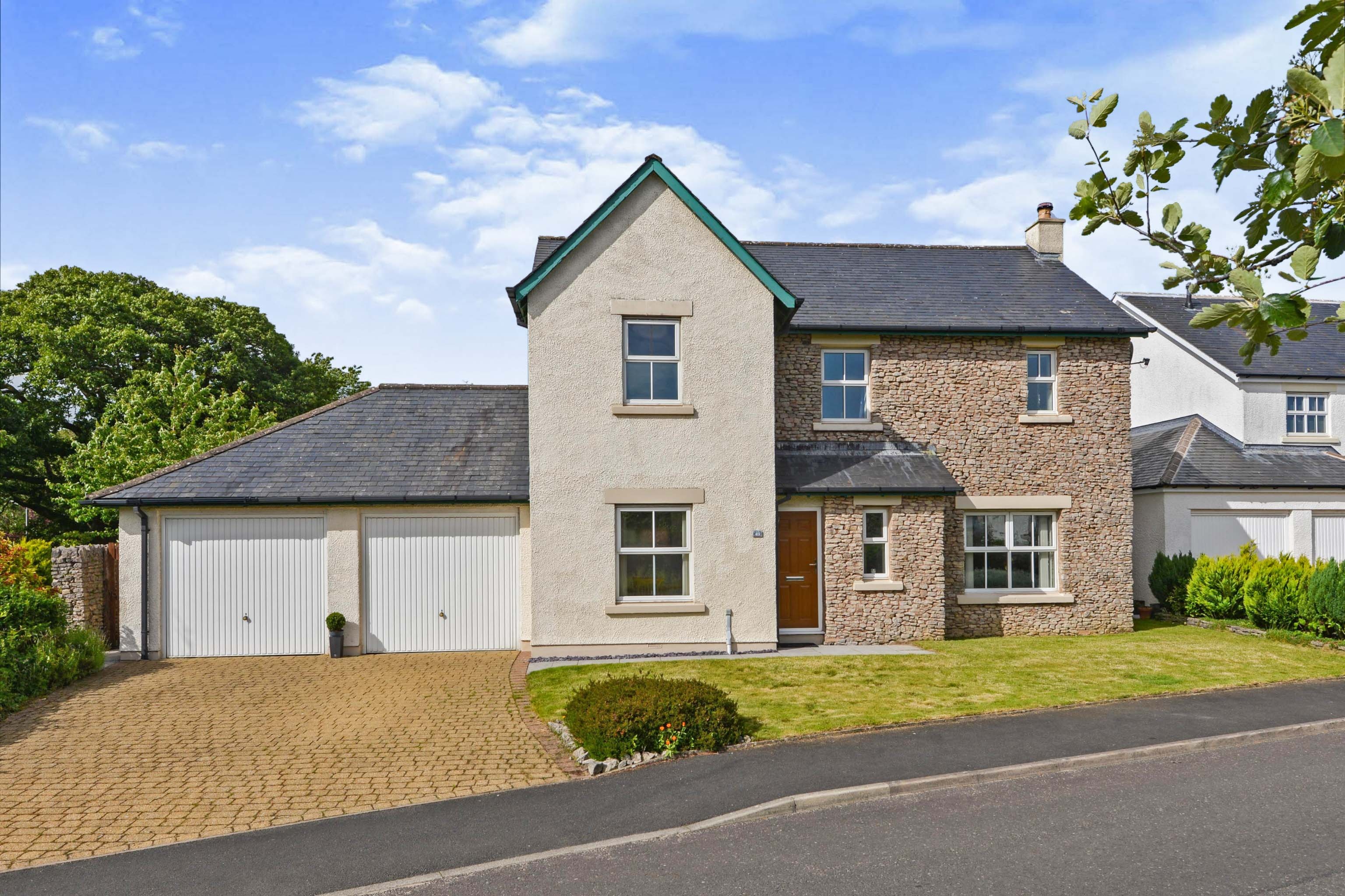 4 bedroom detached house for sale in Whinlatter Drive, Kendal, LA9 7HE