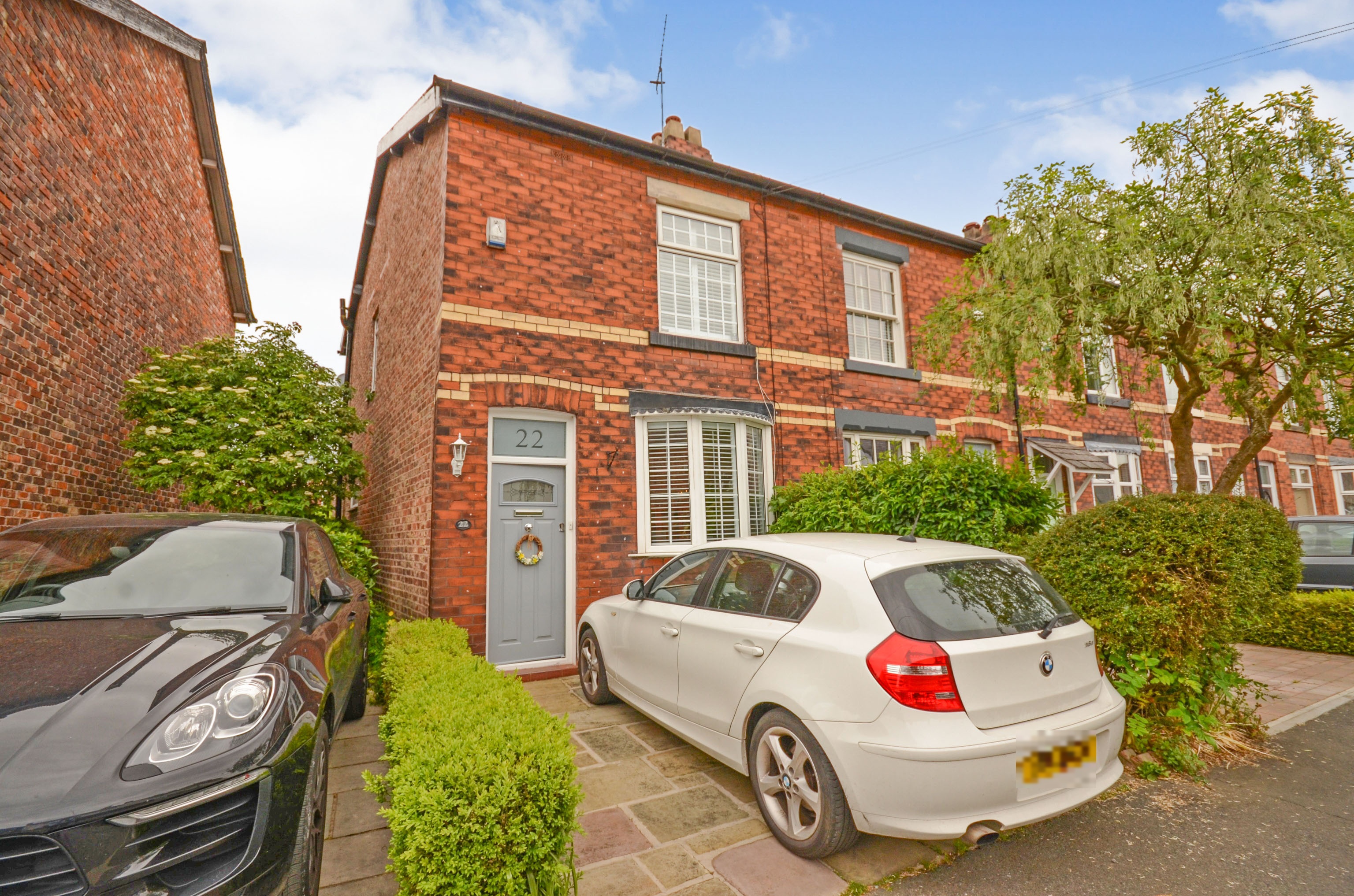 2 bedroom end of terrace house for sale in Lacey Green, Wilmslow, SK9 4BA