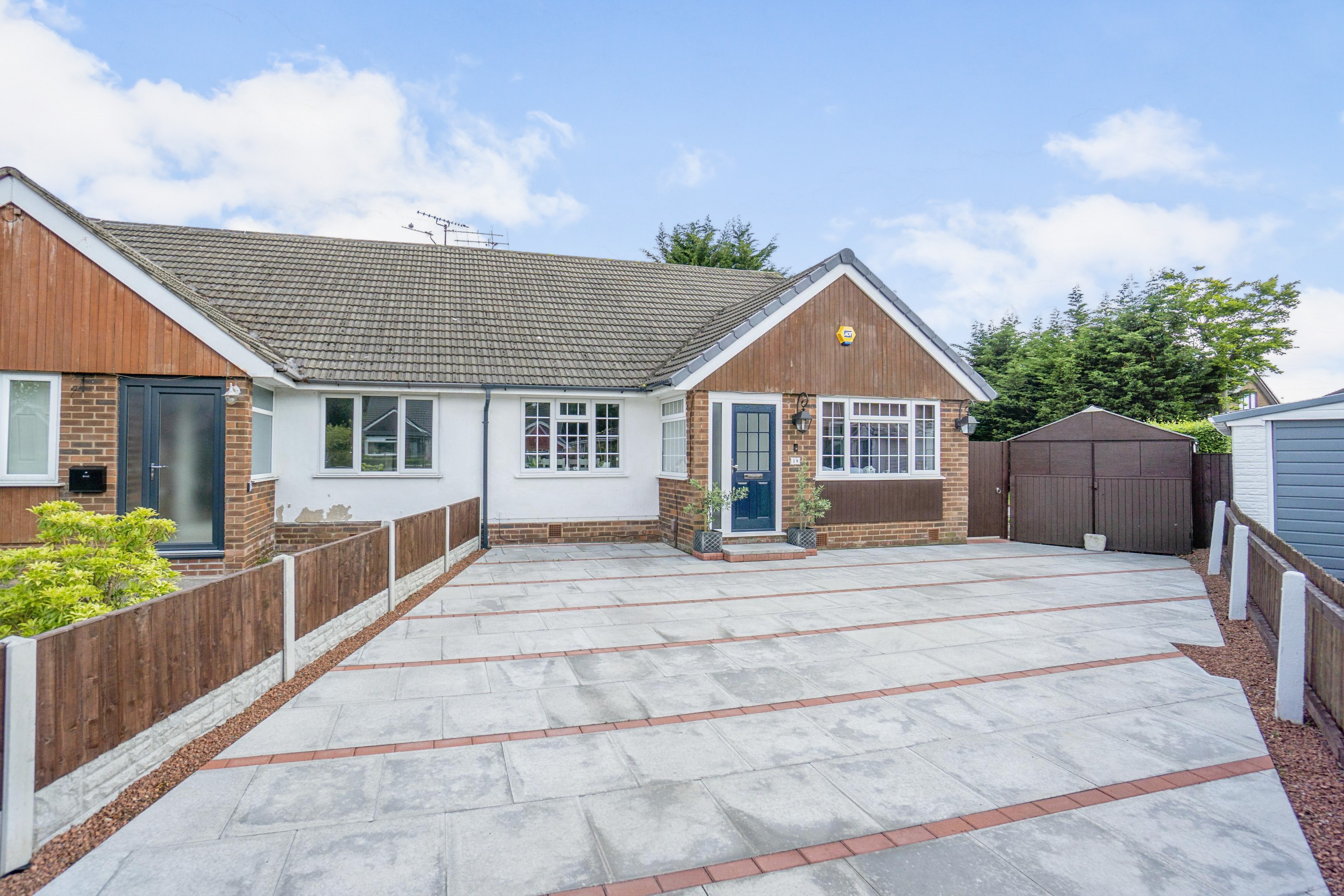 3 bedroom semidetached bungalow for sale in Buttermere Avenue
