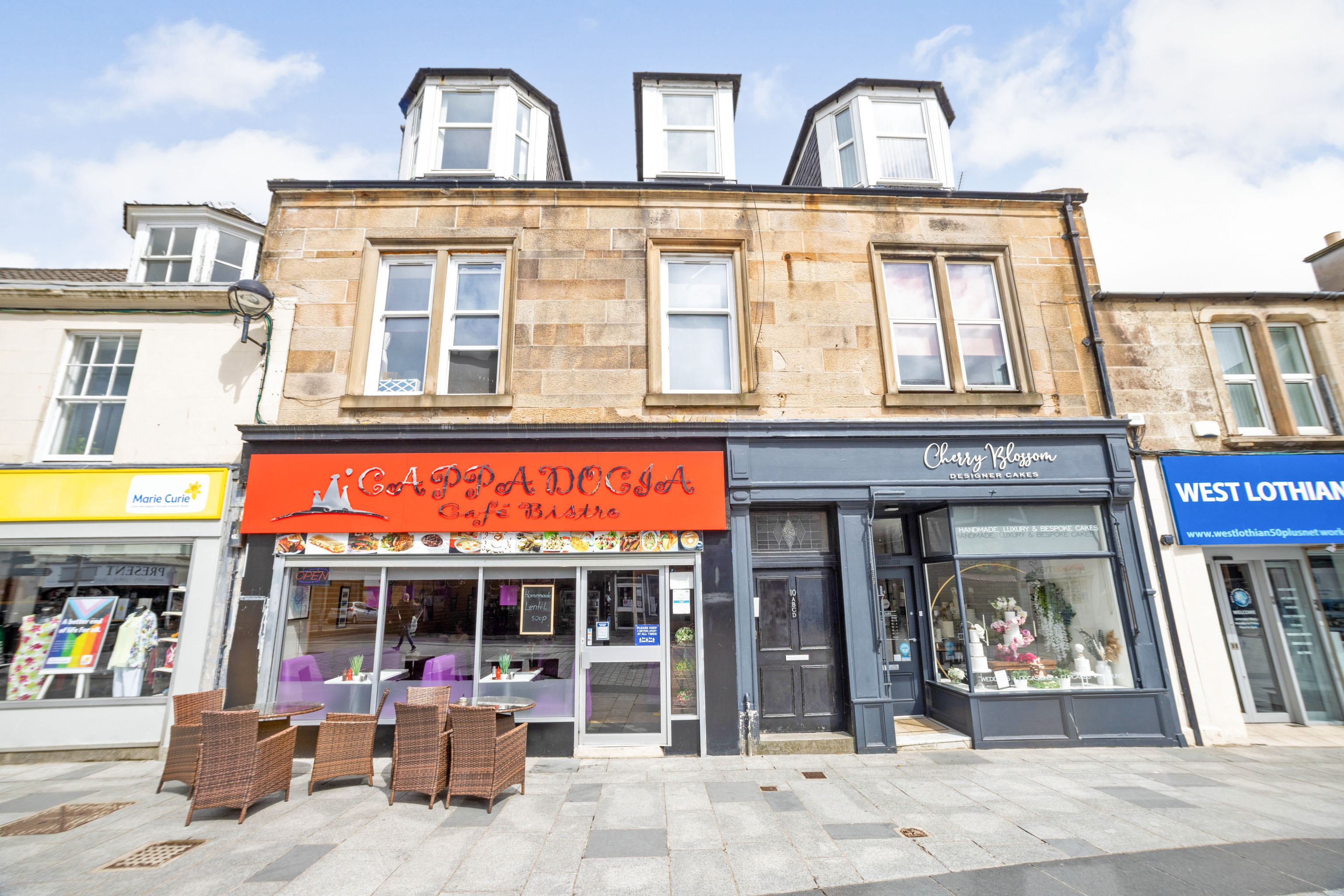 2 bedroom flat for sale in Street, Bathgate, EH48 1PW