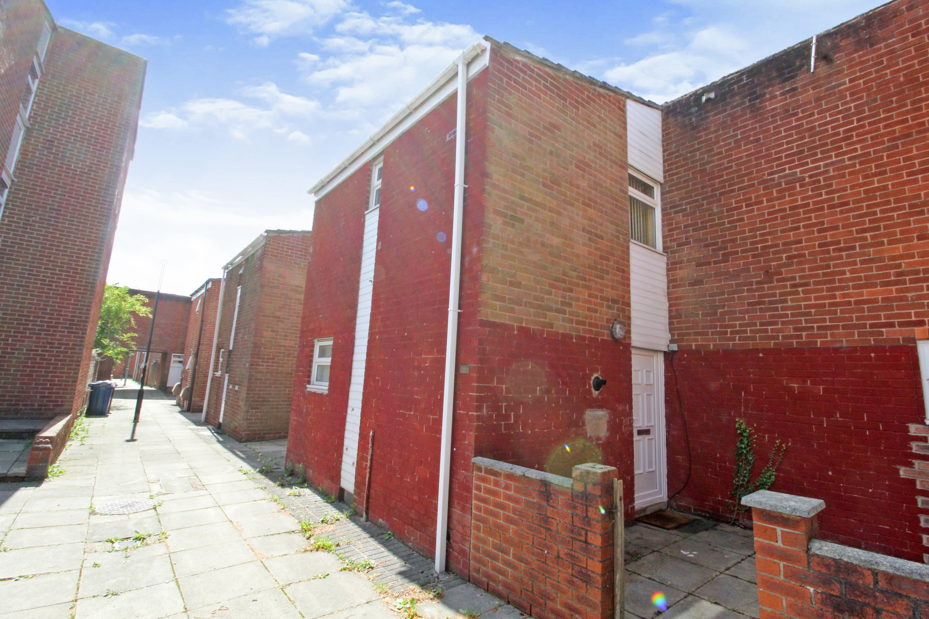 3 bedroom terraced house for sale in Alderley, Skelmersdale, WN8 9NA