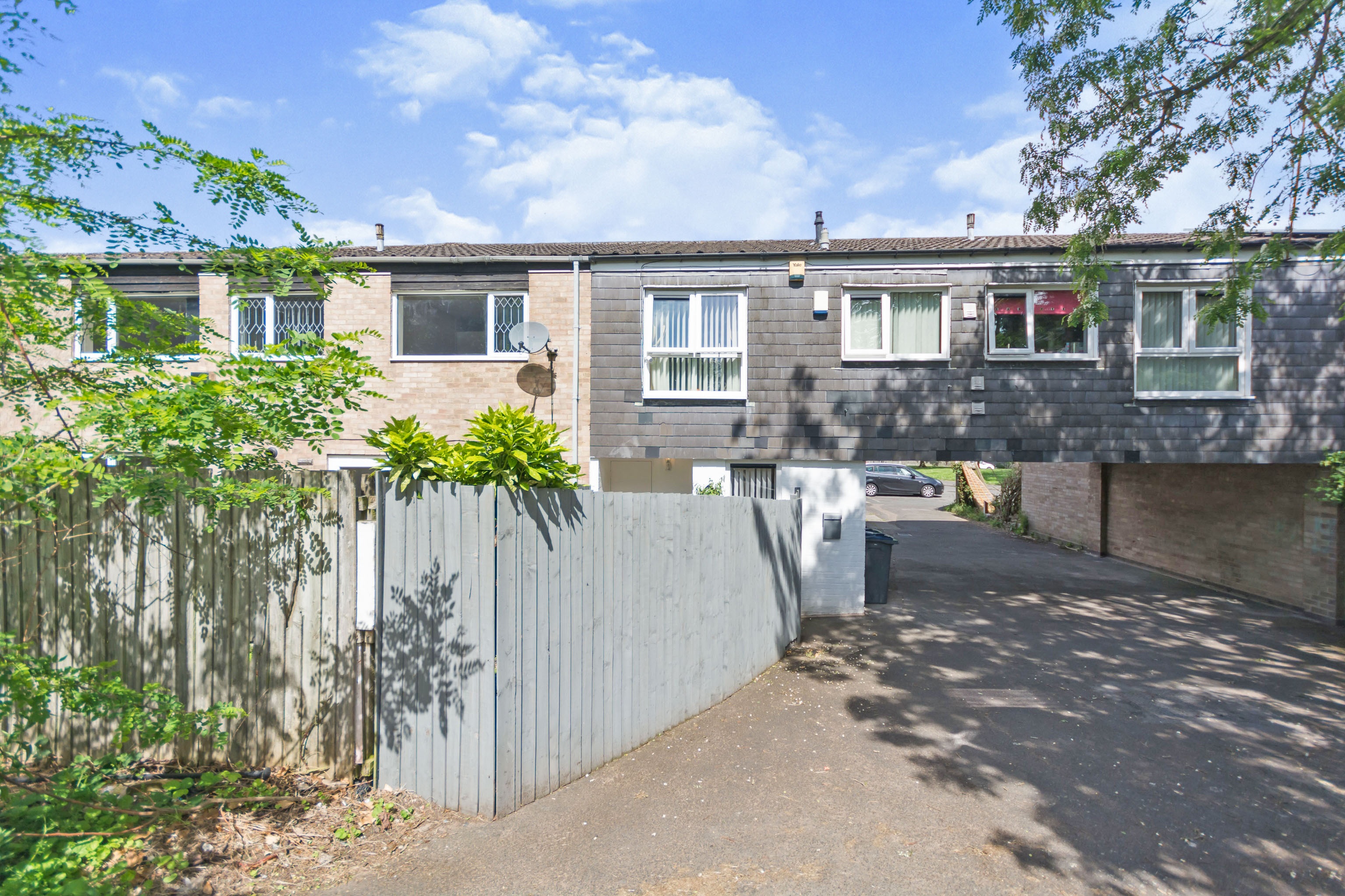 1 Bedroom Flat For Sale In County Close Birmingham B32 3SZ