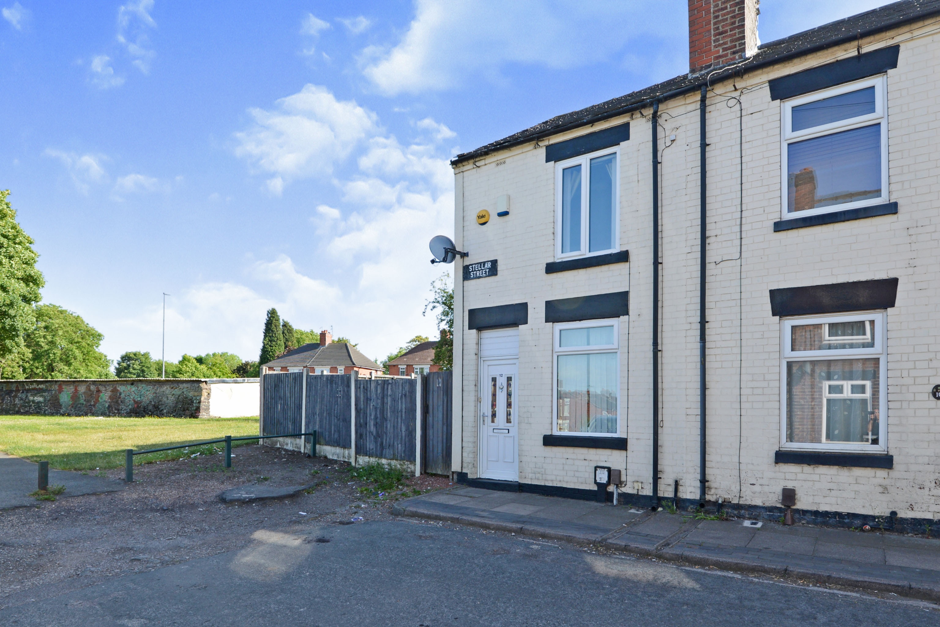 3 bedroom end of terrace house for sale in Stellar Street, Smallthorne