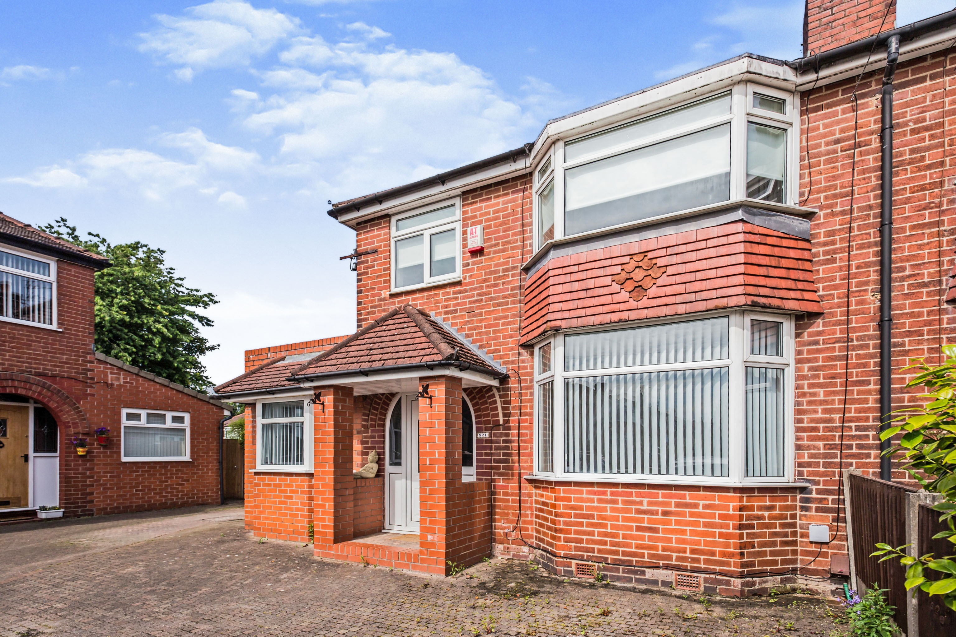 4 bedroom semidetached house for sale in Onslow Avenue, Manchester