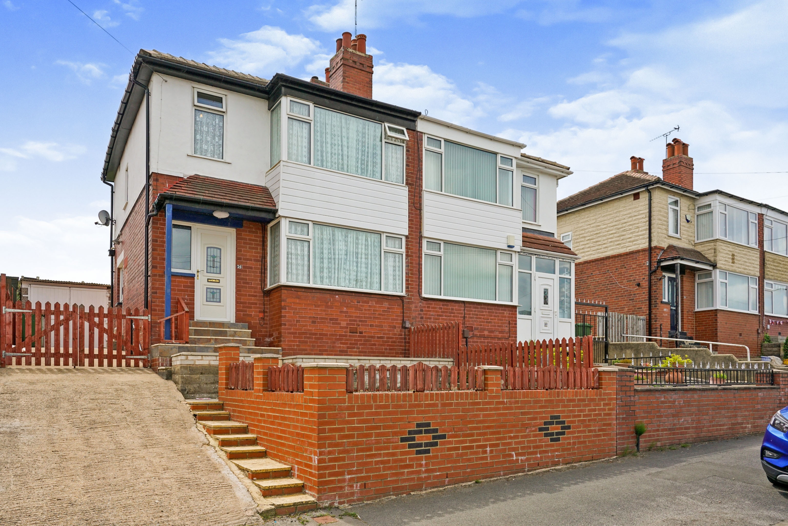 3 Bedroom Semi Detached House For Sale In Somerville Avenue Leeds