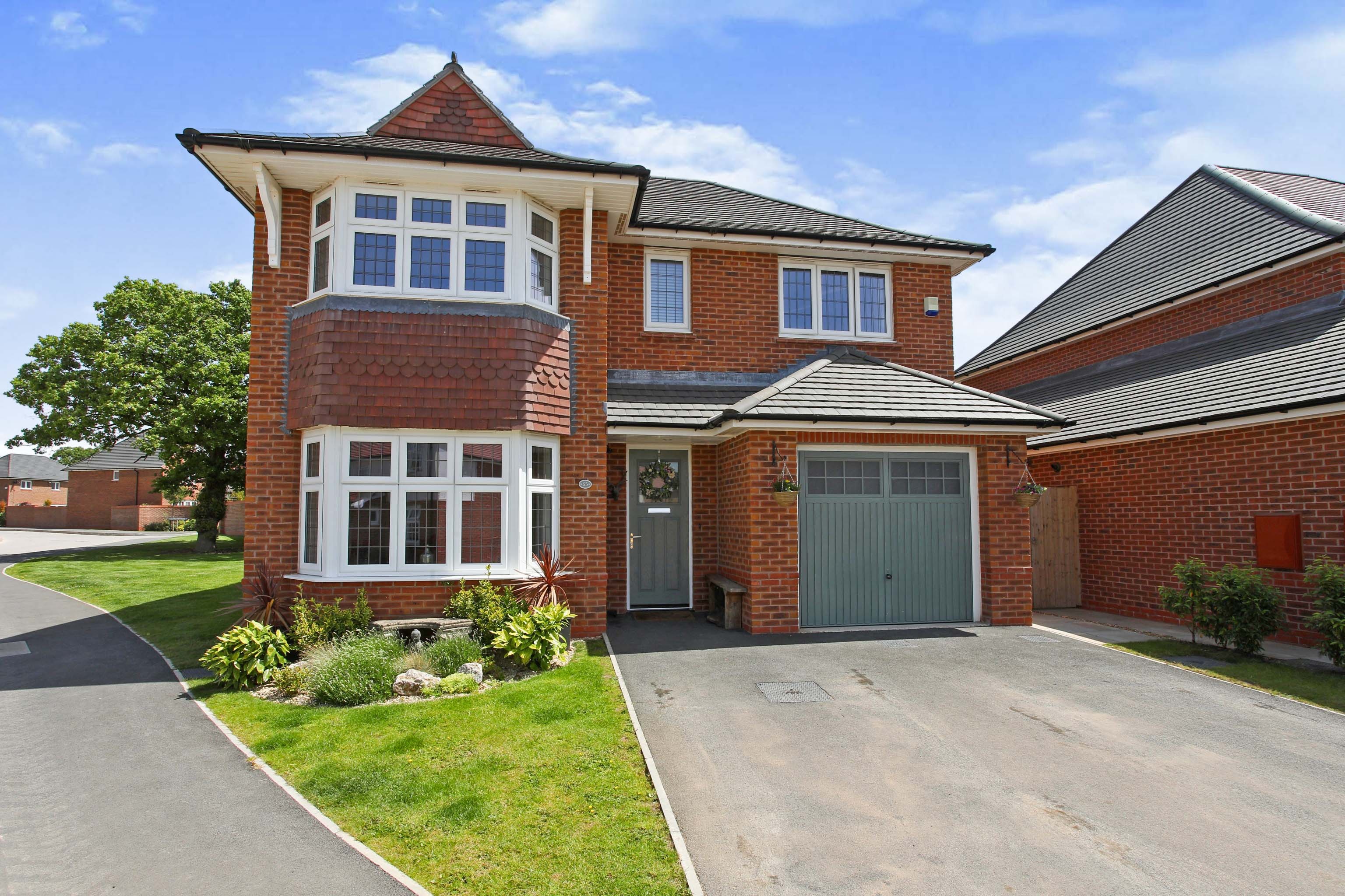 3 bedroom detached house for sale in Albemarle Avenue, Hartford