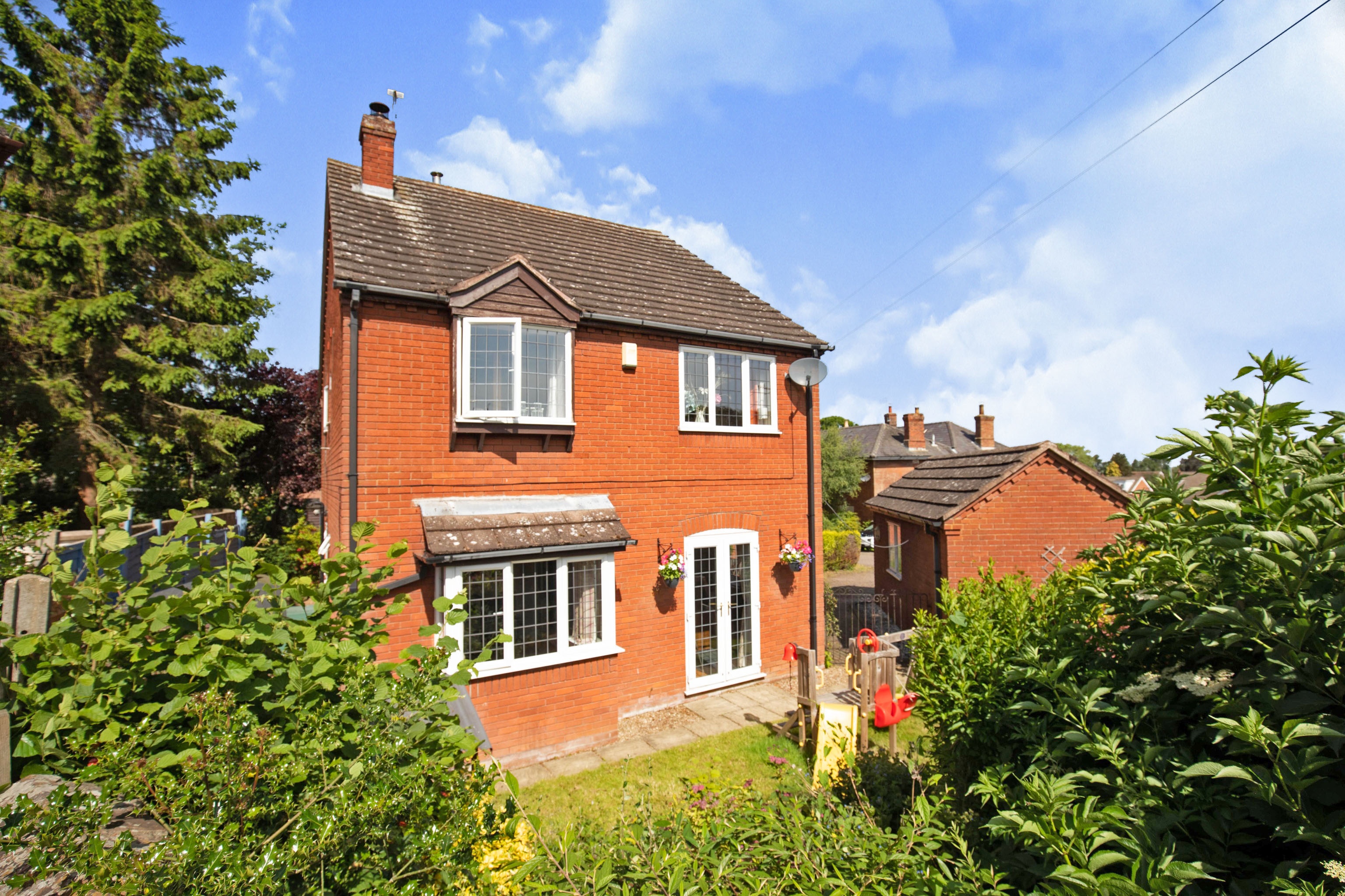 4 bedroom detached house for sale in The Lawns, Kilsby, CV23 8YT