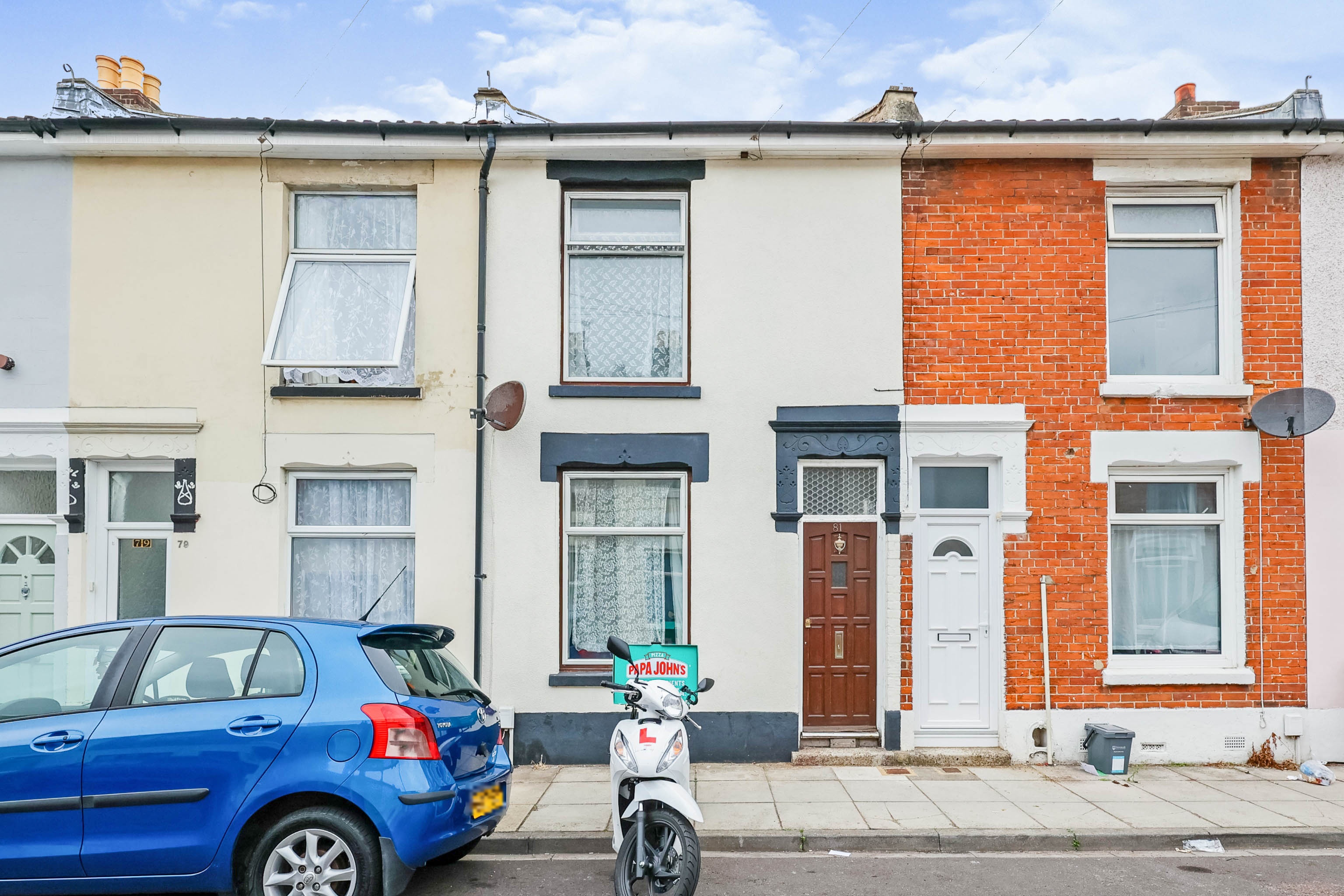 2 bedroom terraced house for sale in Esslemont Road, Southsea, PO4 0ES