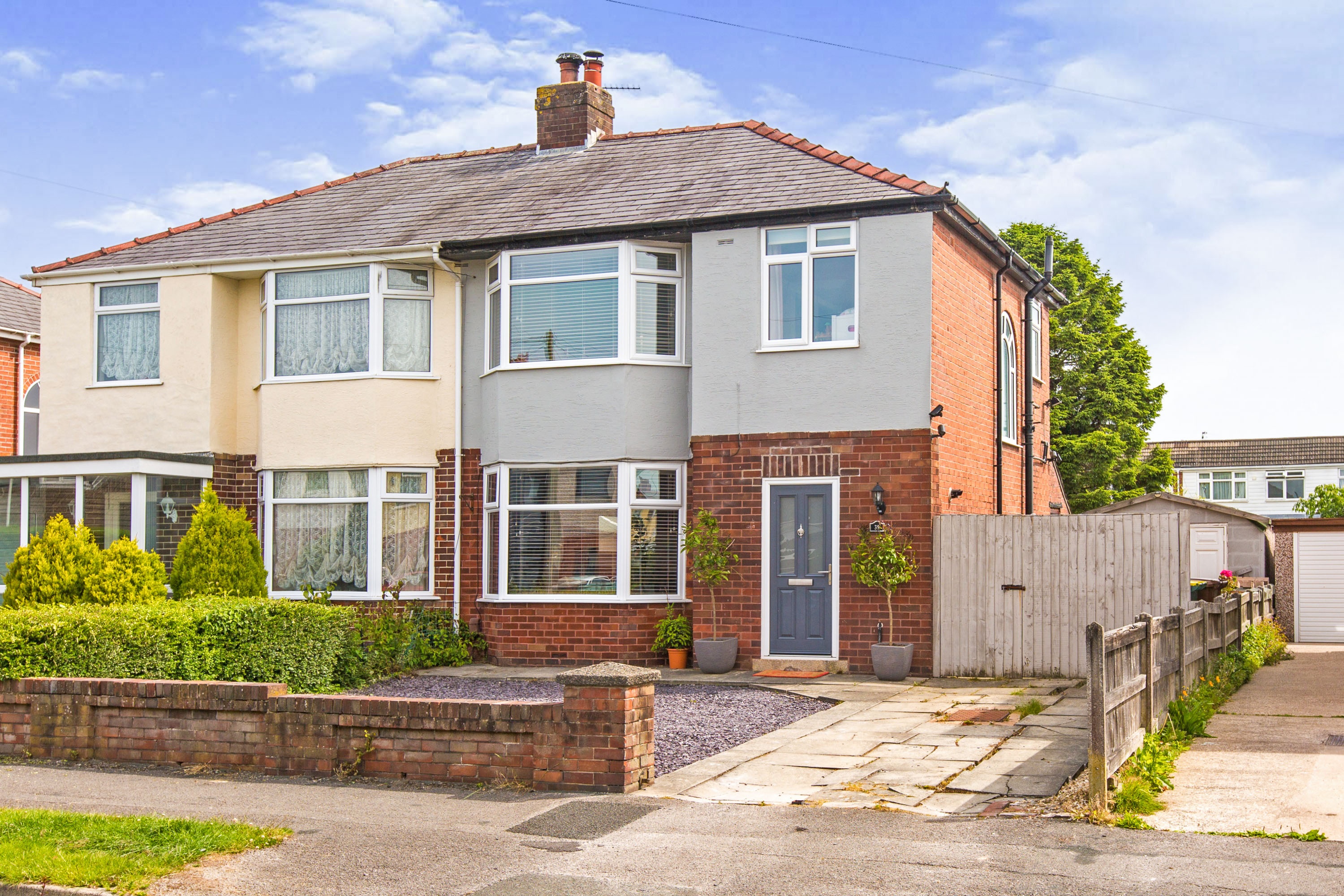 3 bedroom semidetached house for sale in Hillcrest Avenue, Ingol