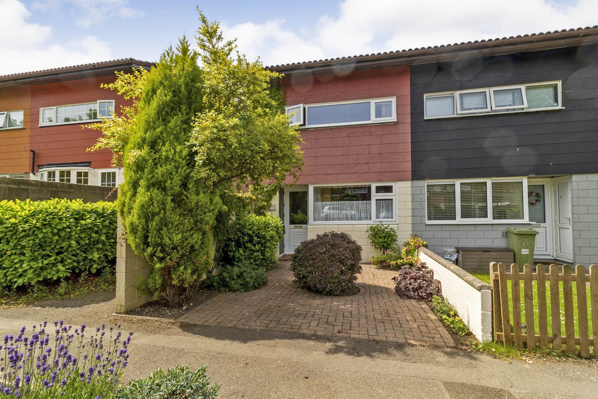 2 bedroom end of terrace house for sale in Hunstanton Way, Milton