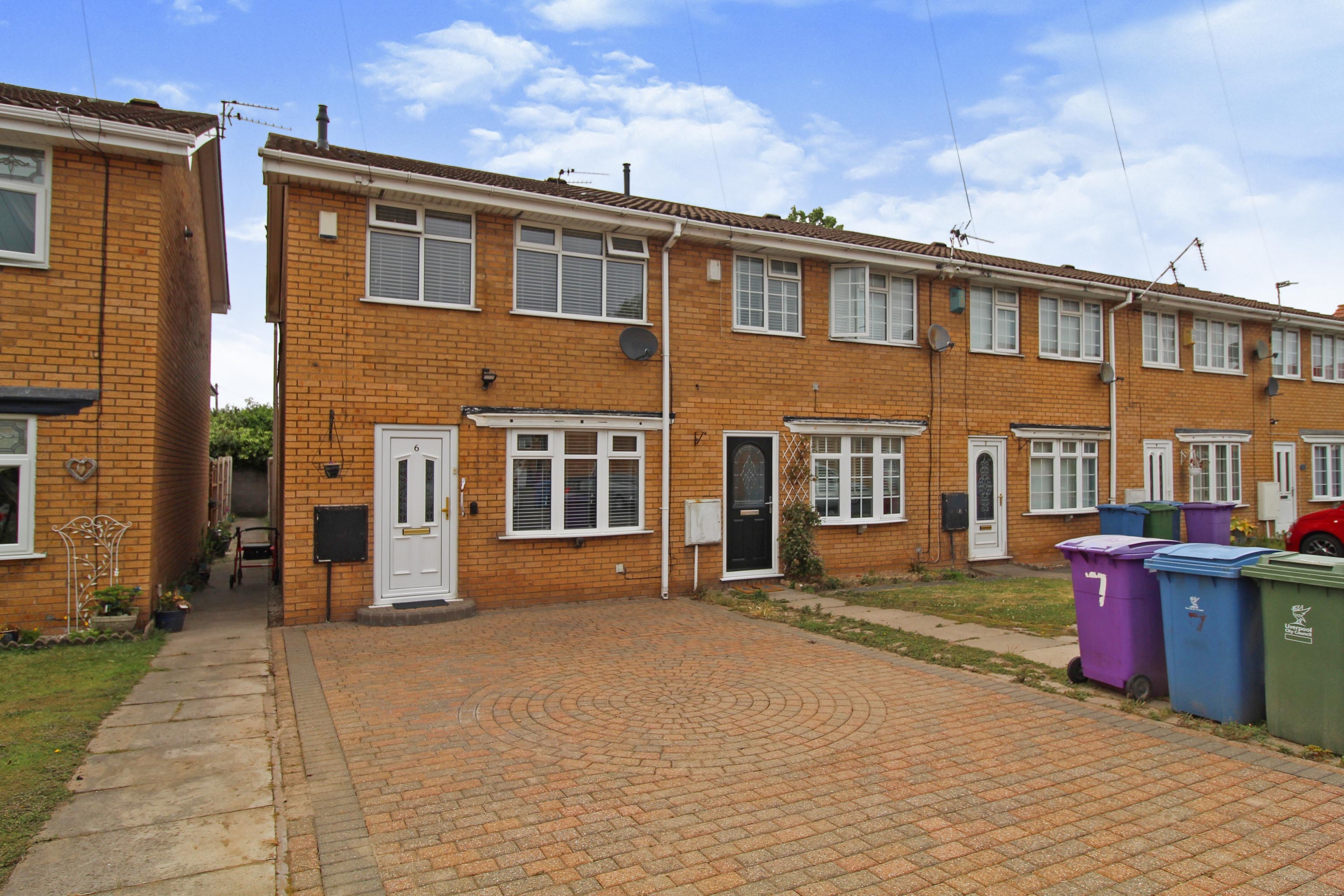 3 bedroom semidetached house for sale in Tilston Close, Liverpool, L9 6DZ