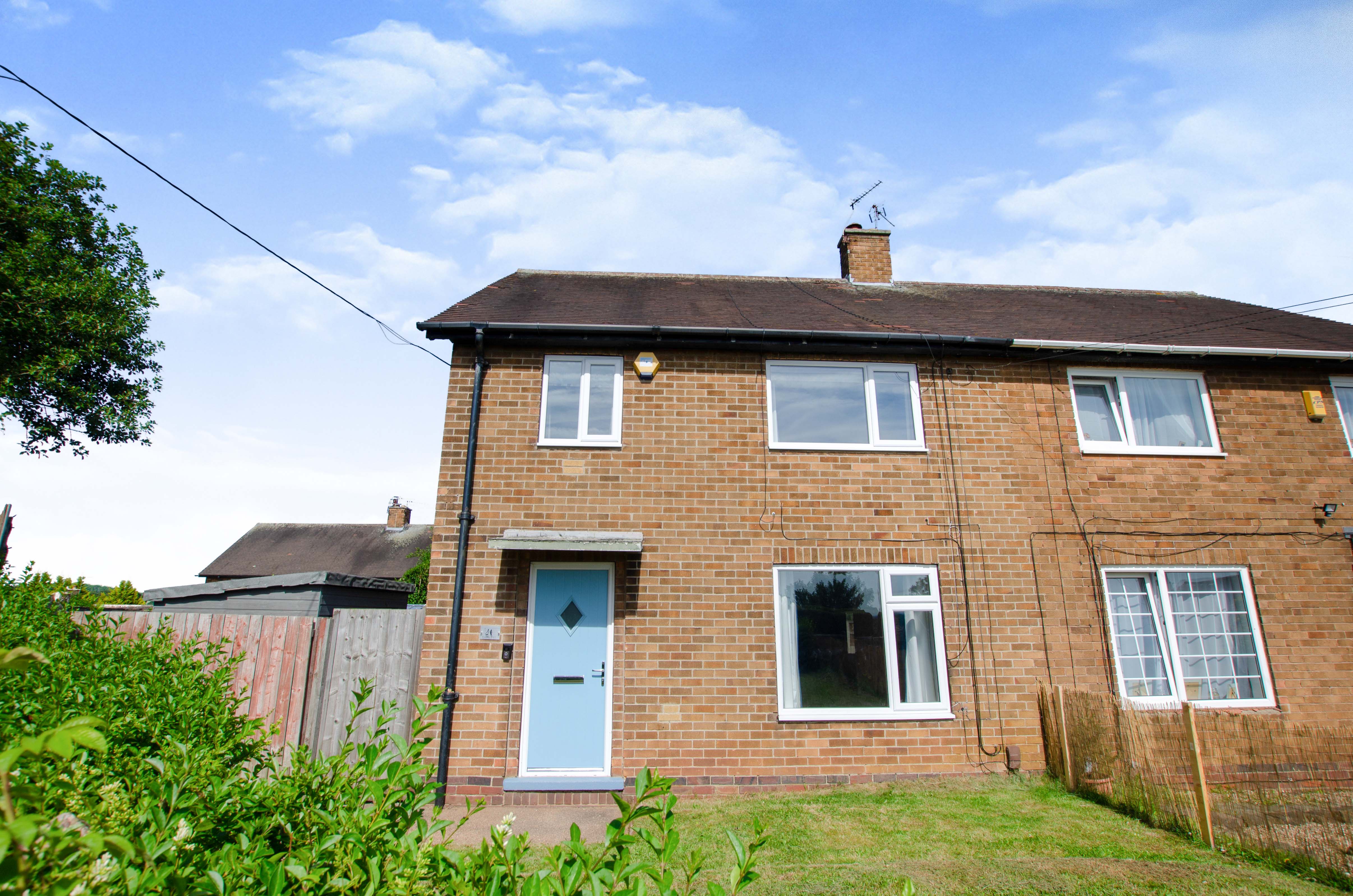 3 bedroom semidetached house for sale in Eversley Walk, Nottingham