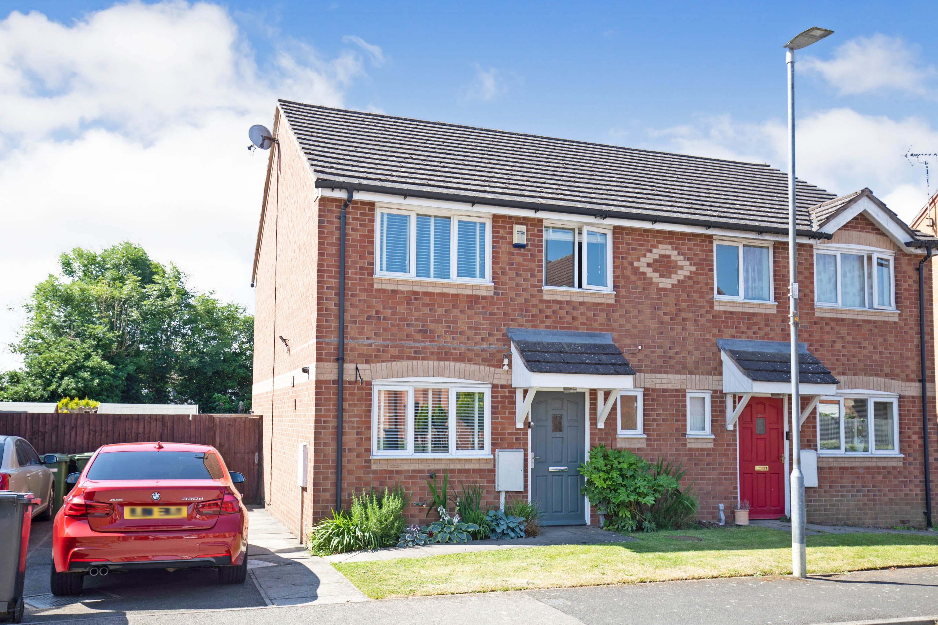 3 Bedroom Semi Detached House For Sale In Lacey Close Lutterworth