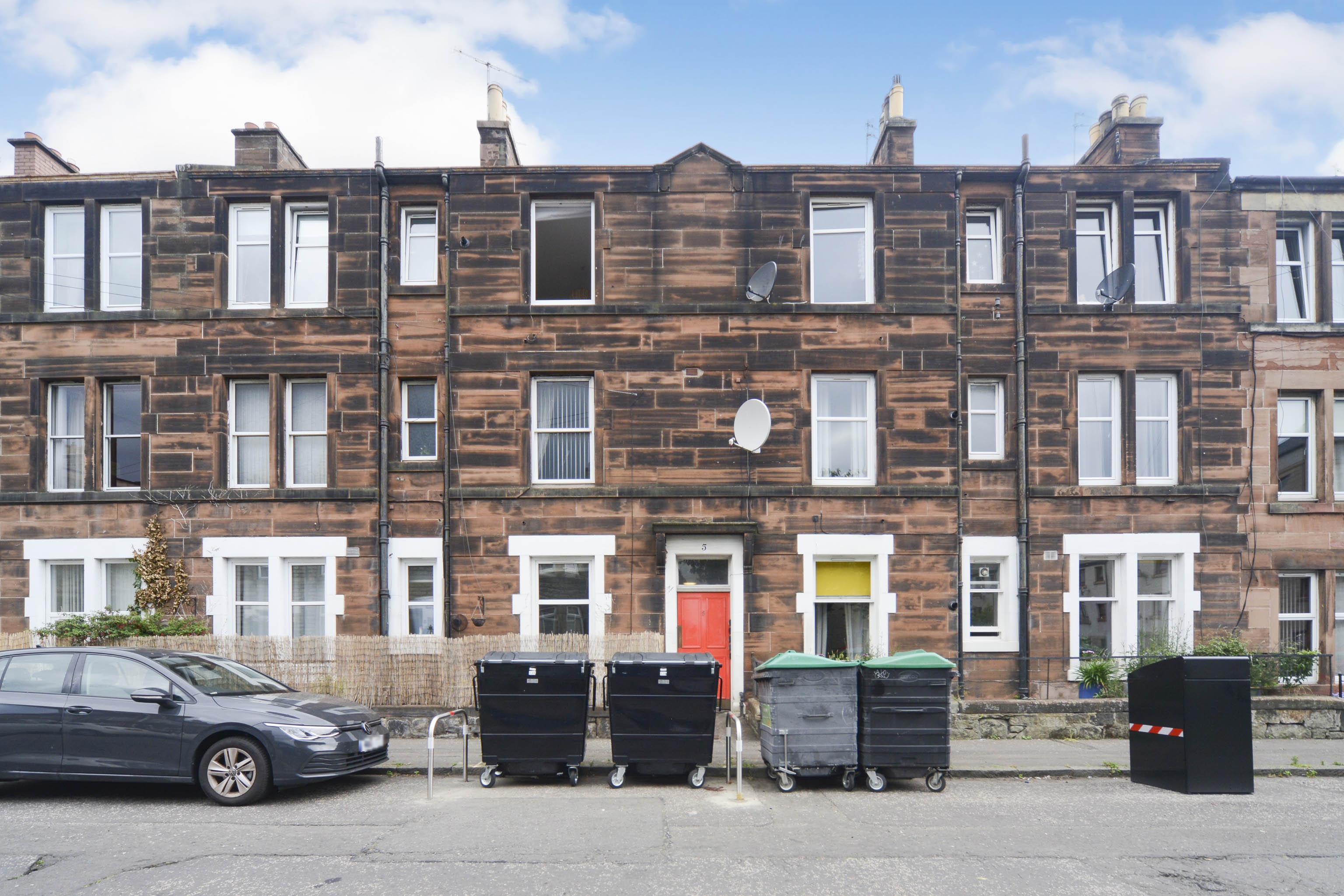 1 bedroom flat for sale in 5/10 Piersfield Grove, Edinburgh, EH8 7BT