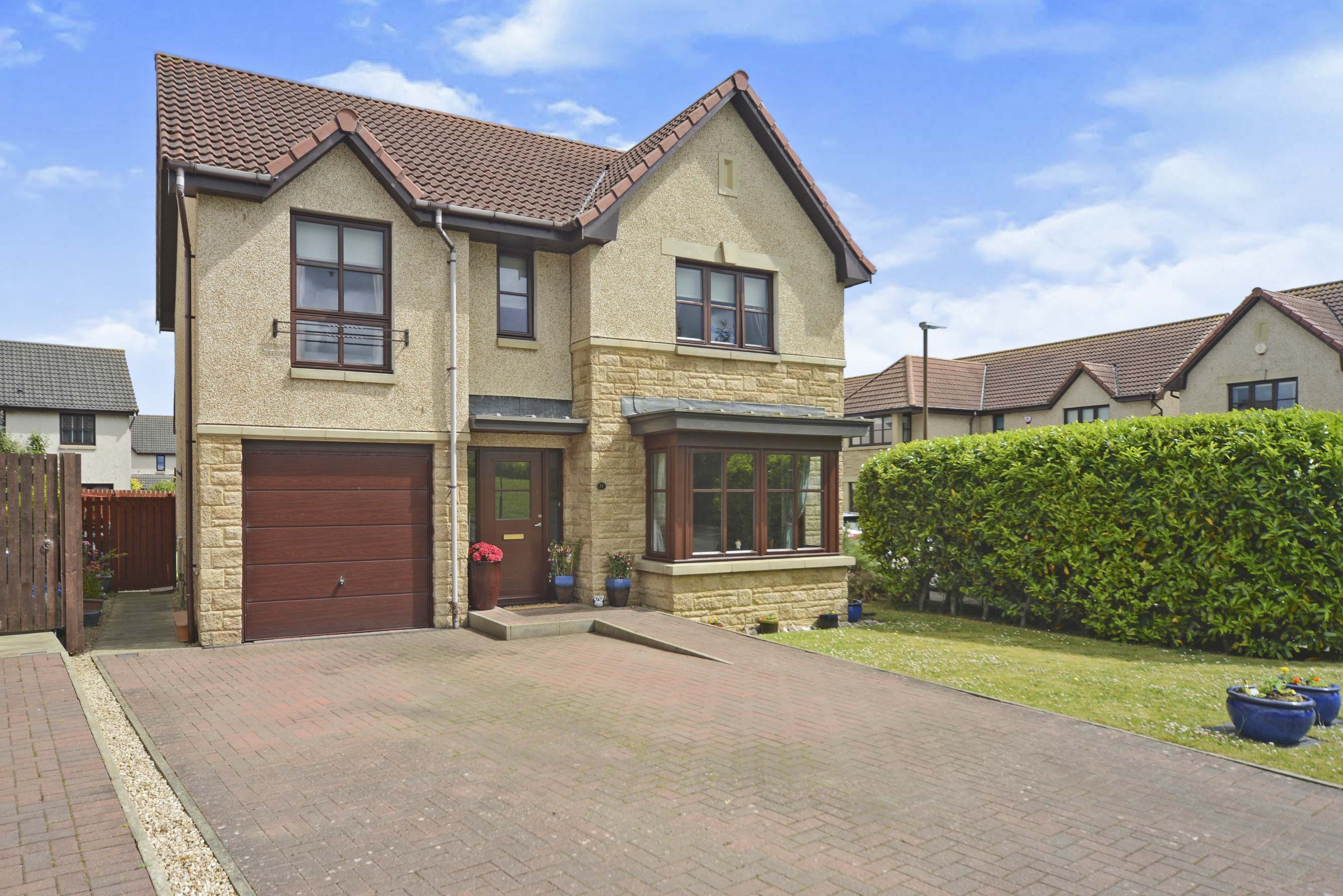 4 bedroom detached house for sale in Gavins Lee, Tranent, EH33 2AP