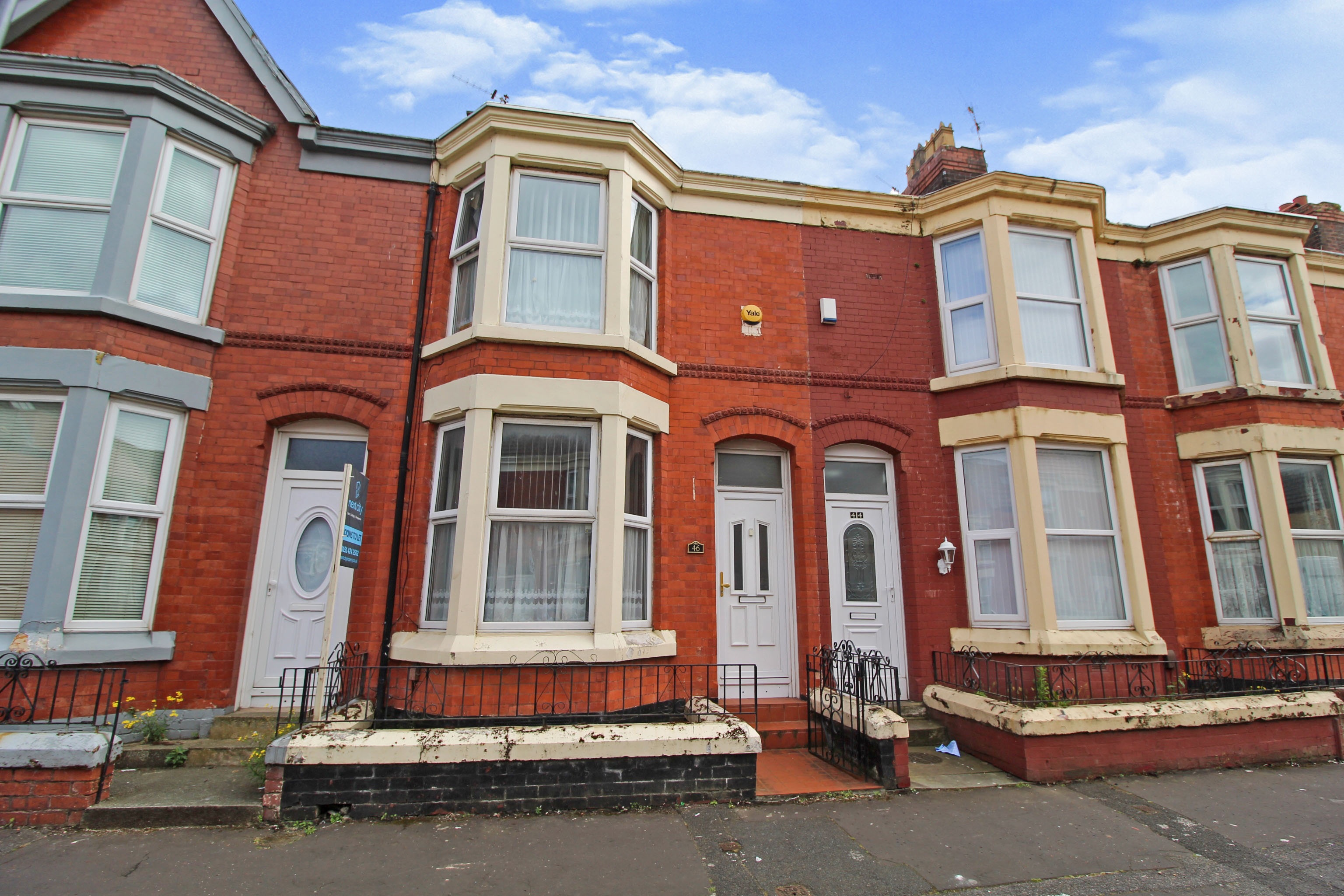 3 bedroom terraced house for sale in Connaught Road, Liverpool, L7 8RP