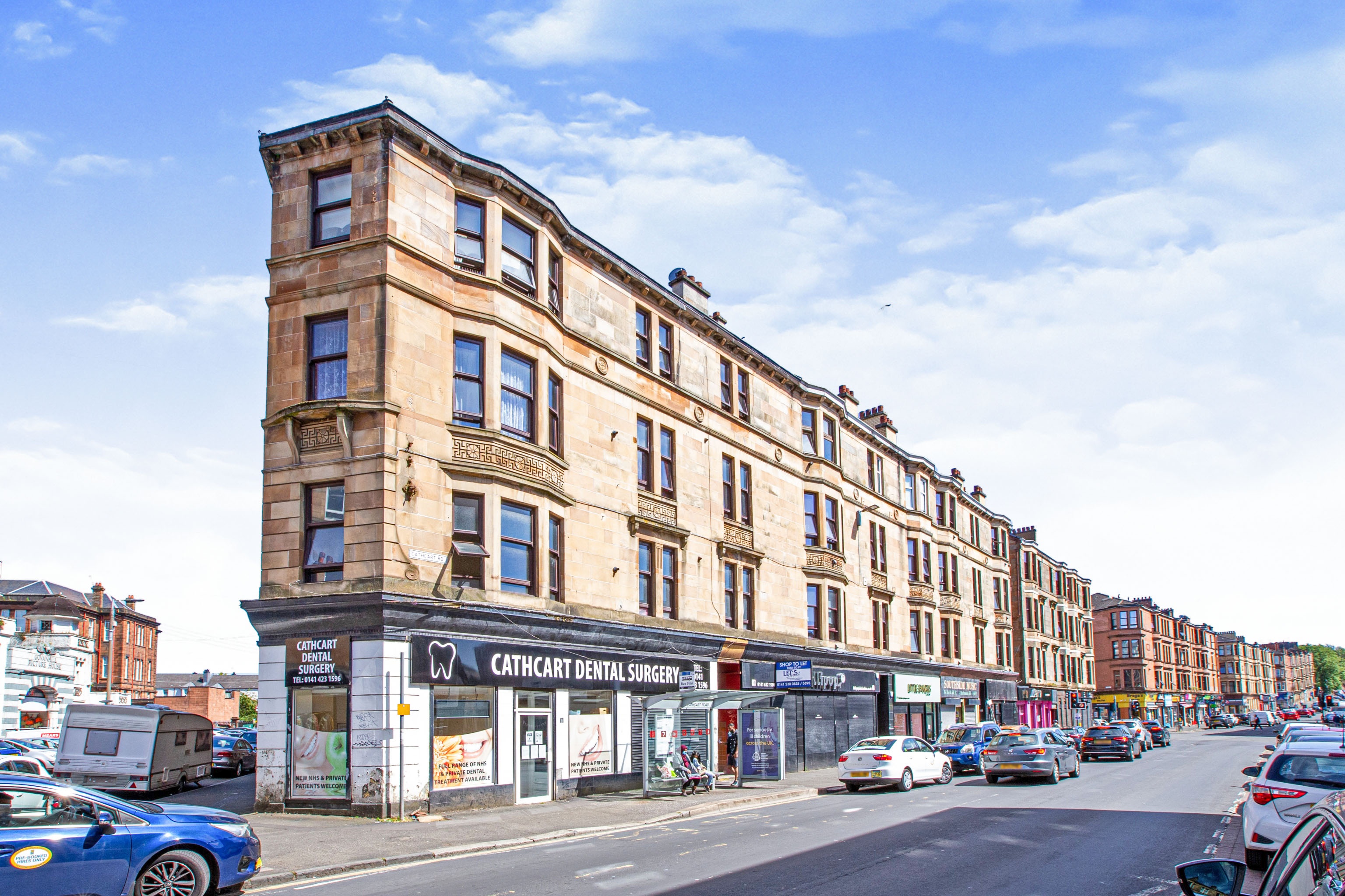 2 bedroom flat for sale in 587 Cathcart Road, Glasgow, G42 8AD