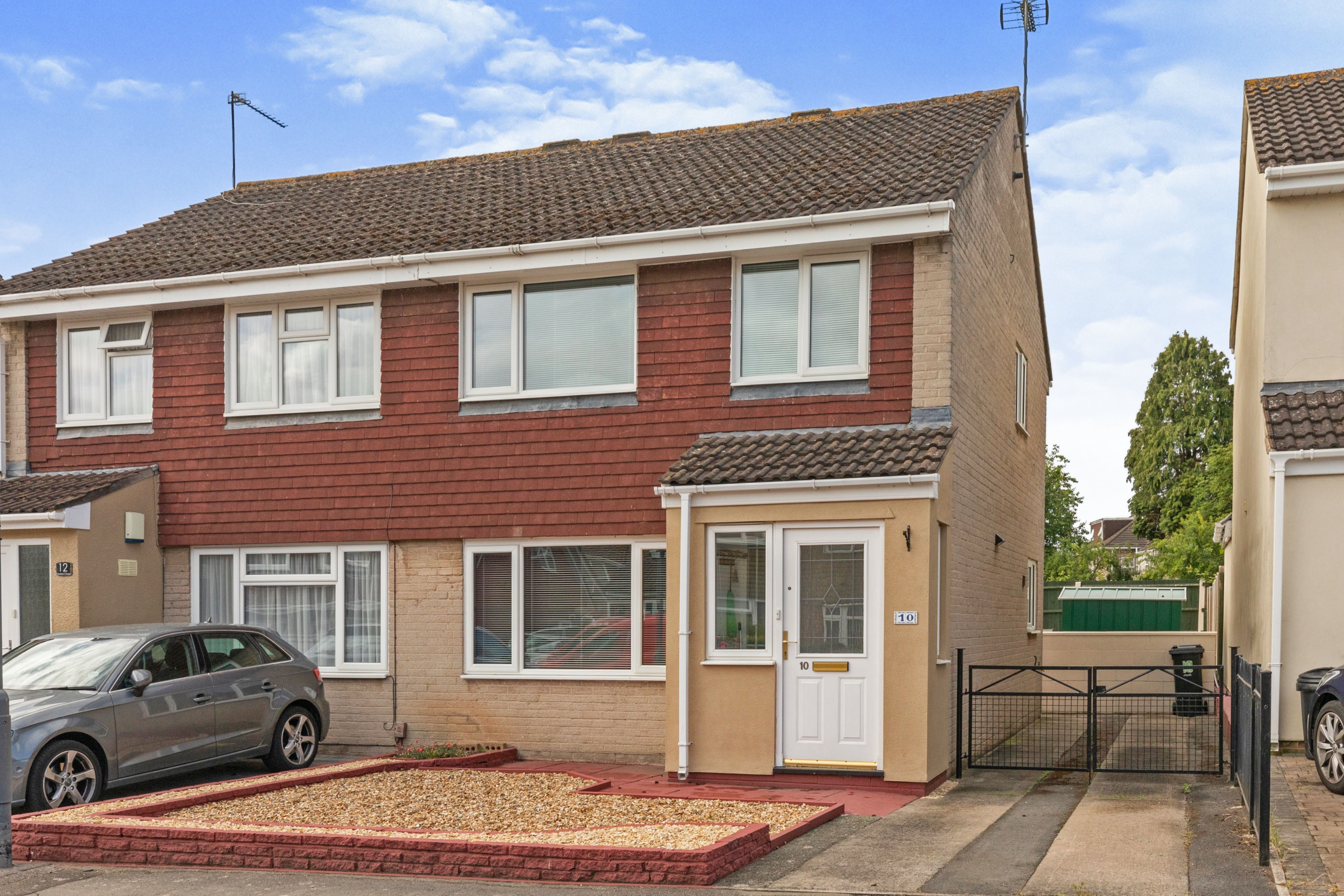 3 bedroom semidetached house for sale in Fawkes Close, Warmley, BS15 4LR