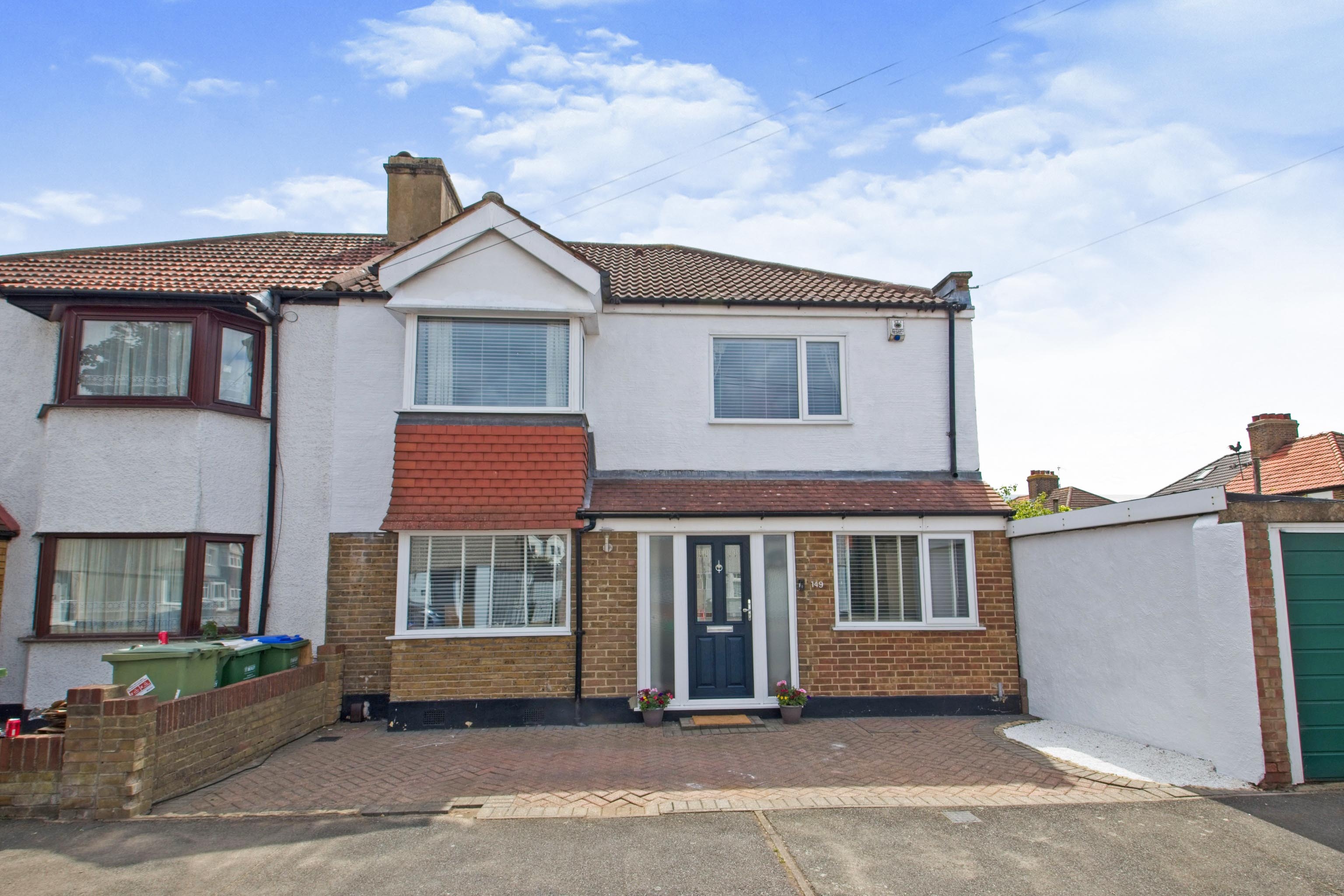 5 bedroom semidetached house for sale in Elsa Road, Welling, DA16 1JR