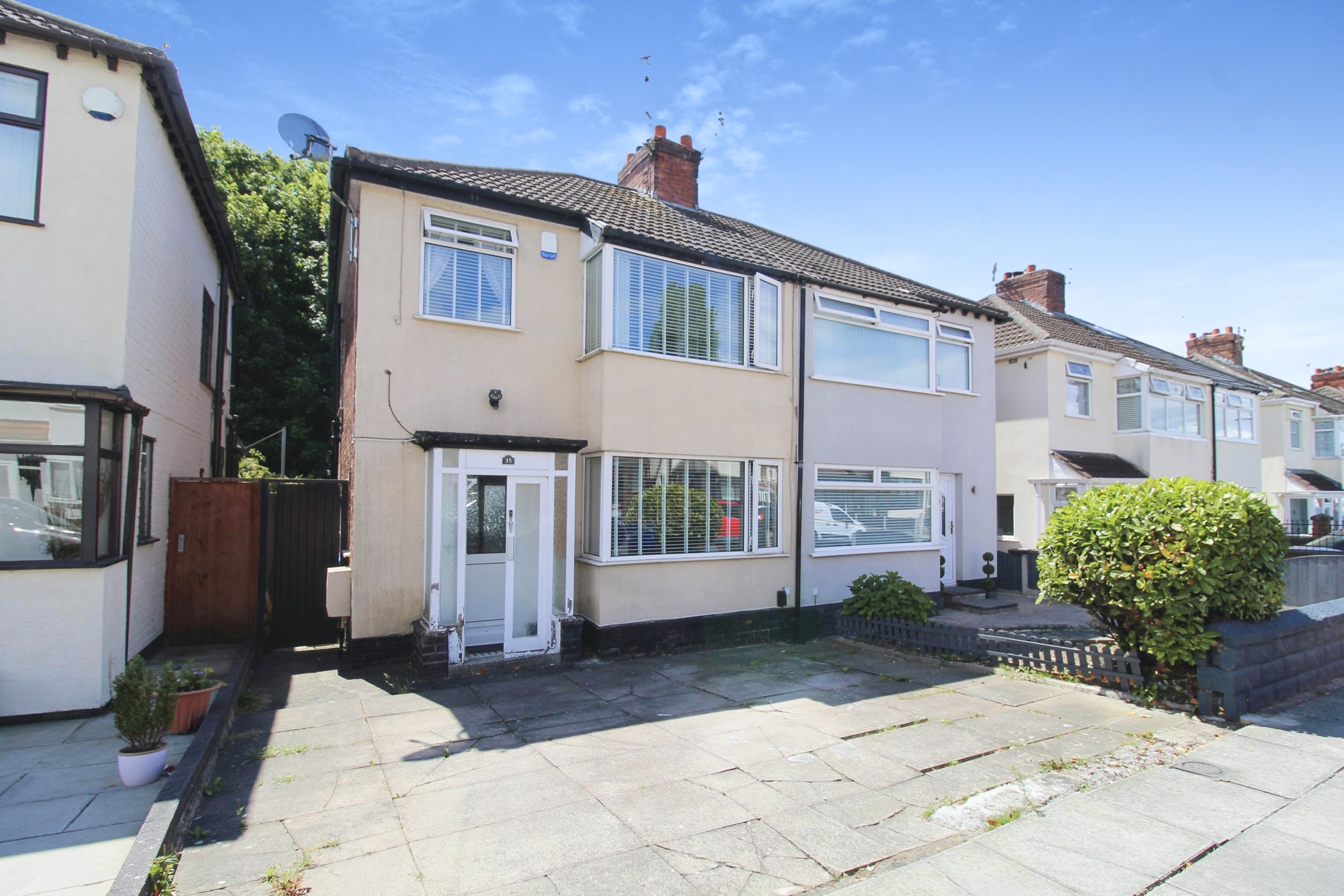 3 bedroom semidetached house for sale in Malvern Avenue, Liverpool