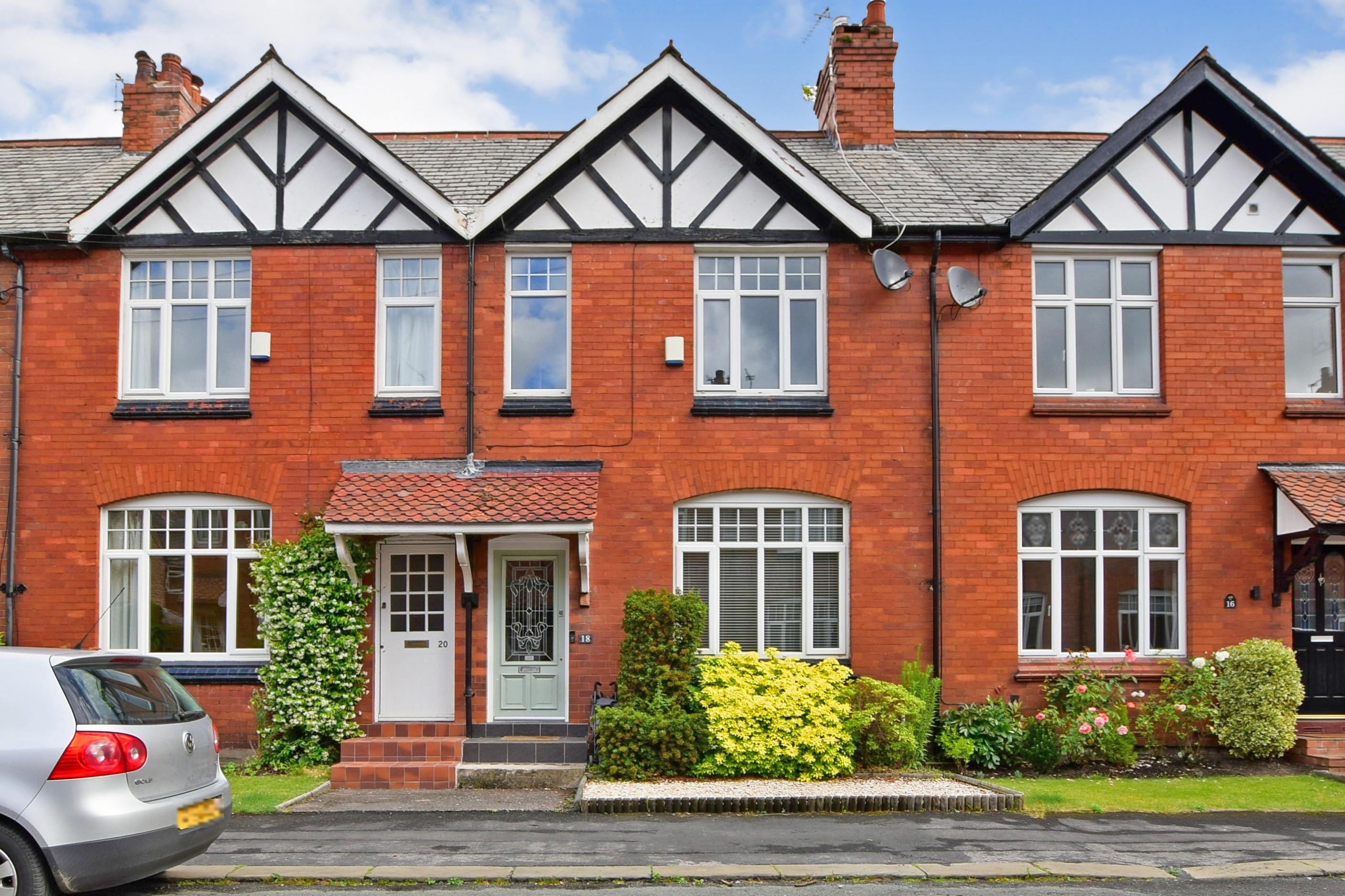 2 bedroom terraced house for sale in Pollen Road, Altrincham, WA14 4HA