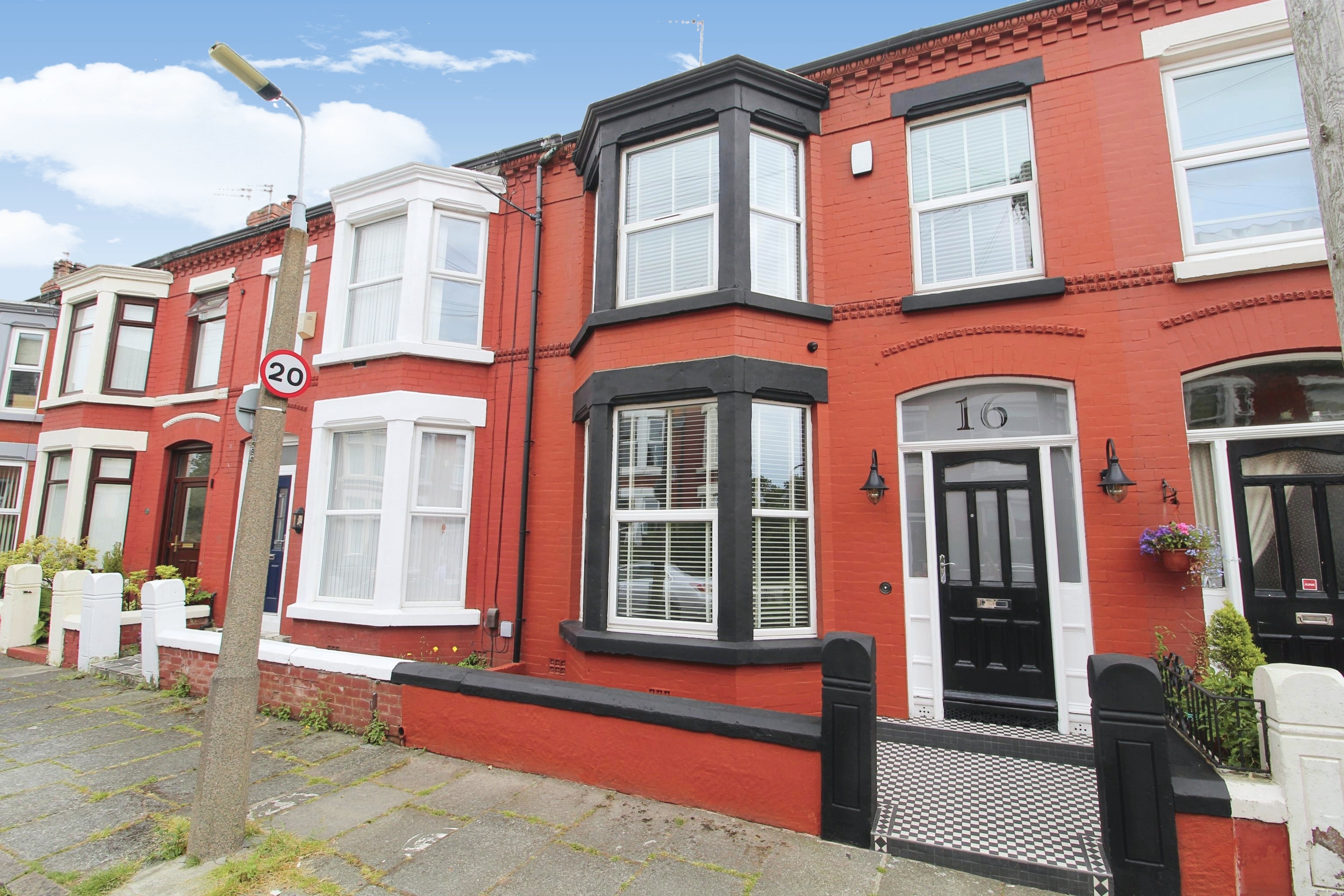 3 bedroom terraced house for sale in Norbury Avenue, Liverpool, L18 1JQ
