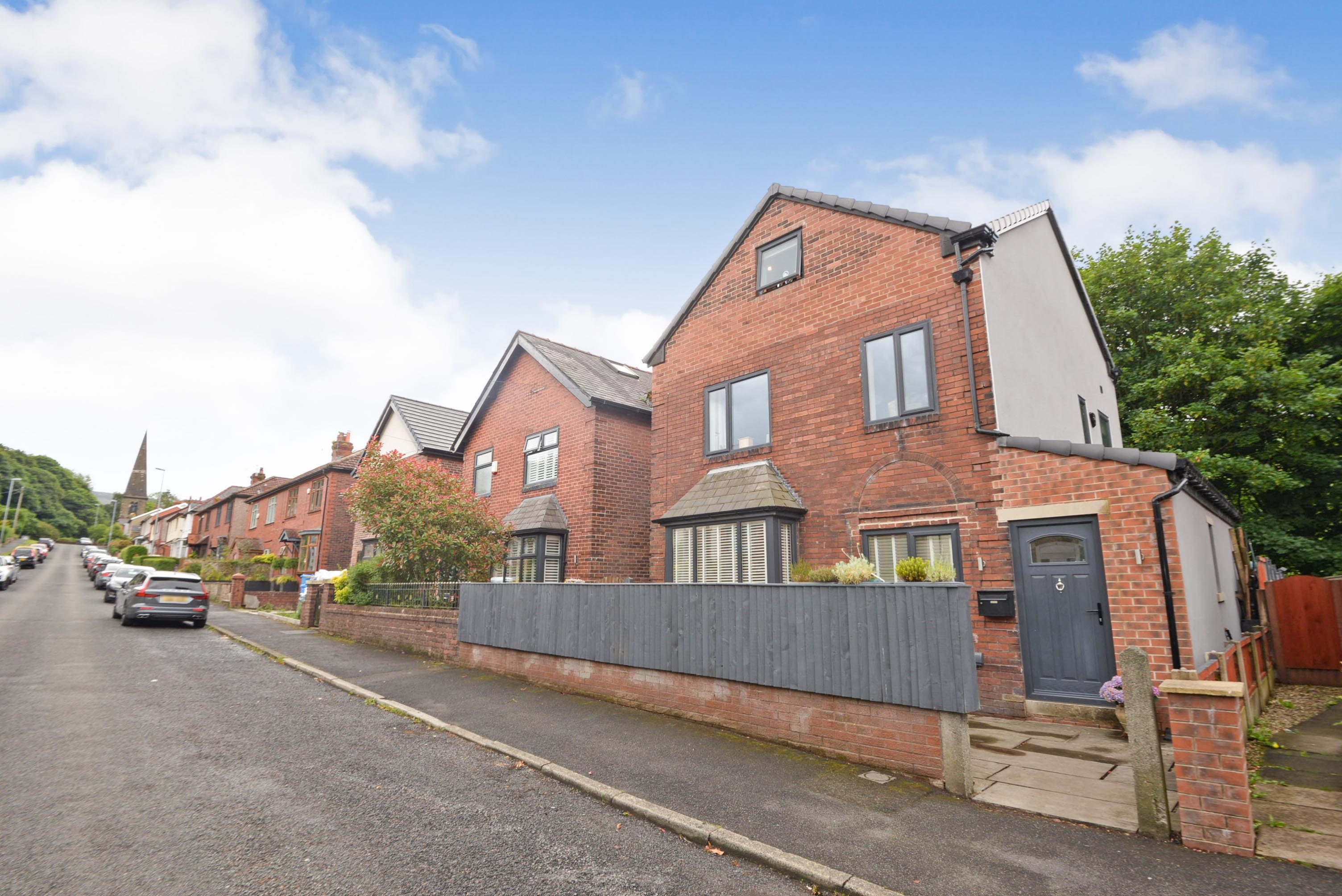 4 bedroom detached house for sale in St. Marys Drive, Greenfield, OL3 7DT