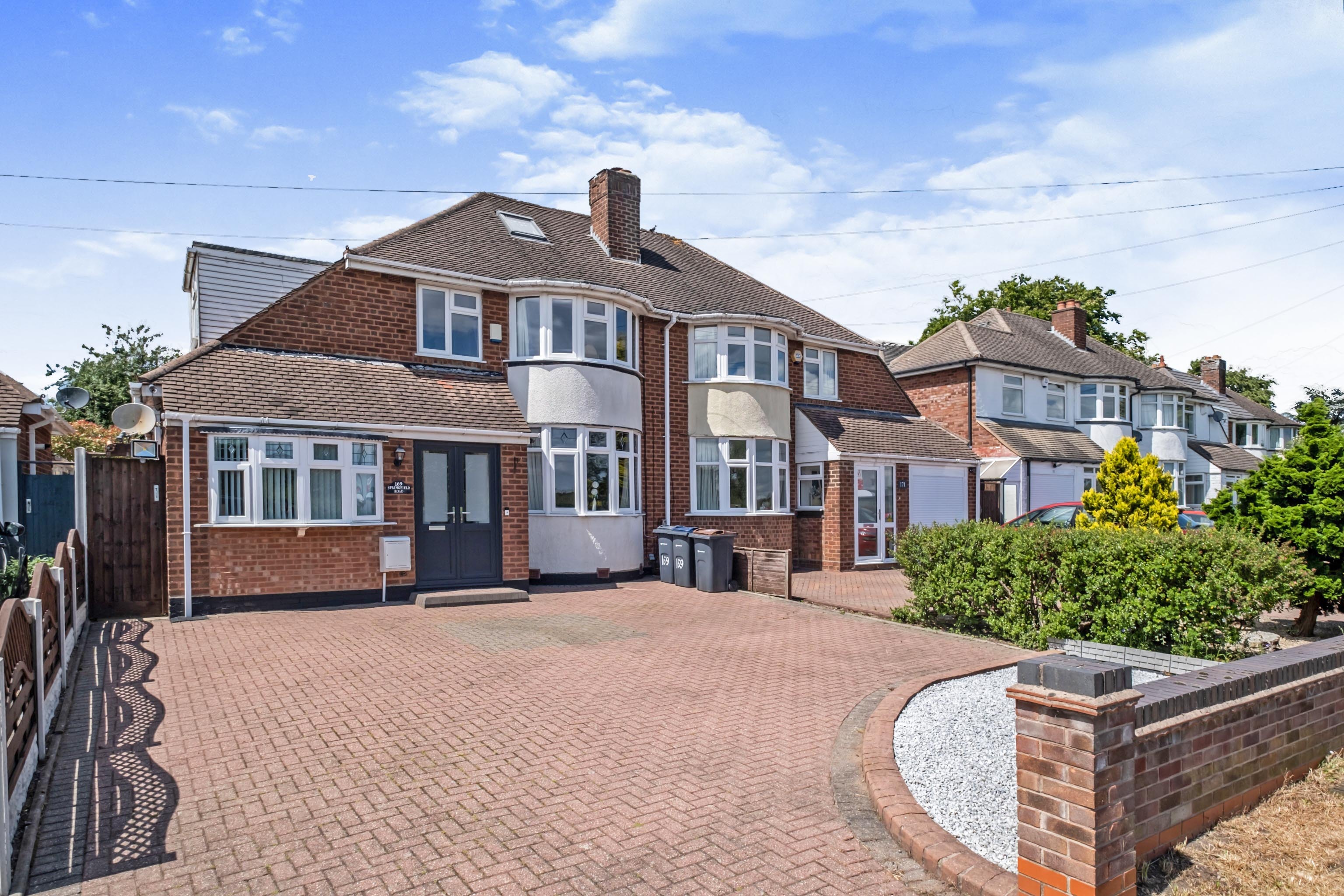 3 bedroom semidetached house for sale in Springfield Road, Sutton