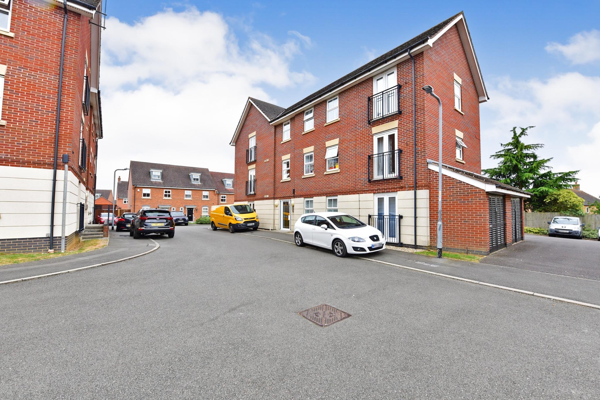2 bedroom apartment for sale in Brooks Close, Wootton Fields, NN4 6FH