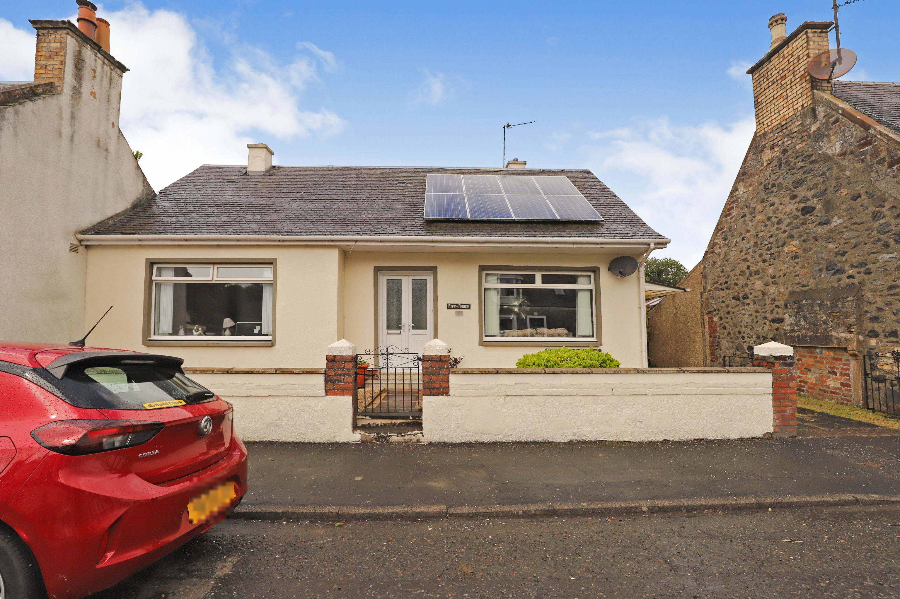 3 bedroom bungalow for sale in Main Street, Dalrymple, KA6 6DF