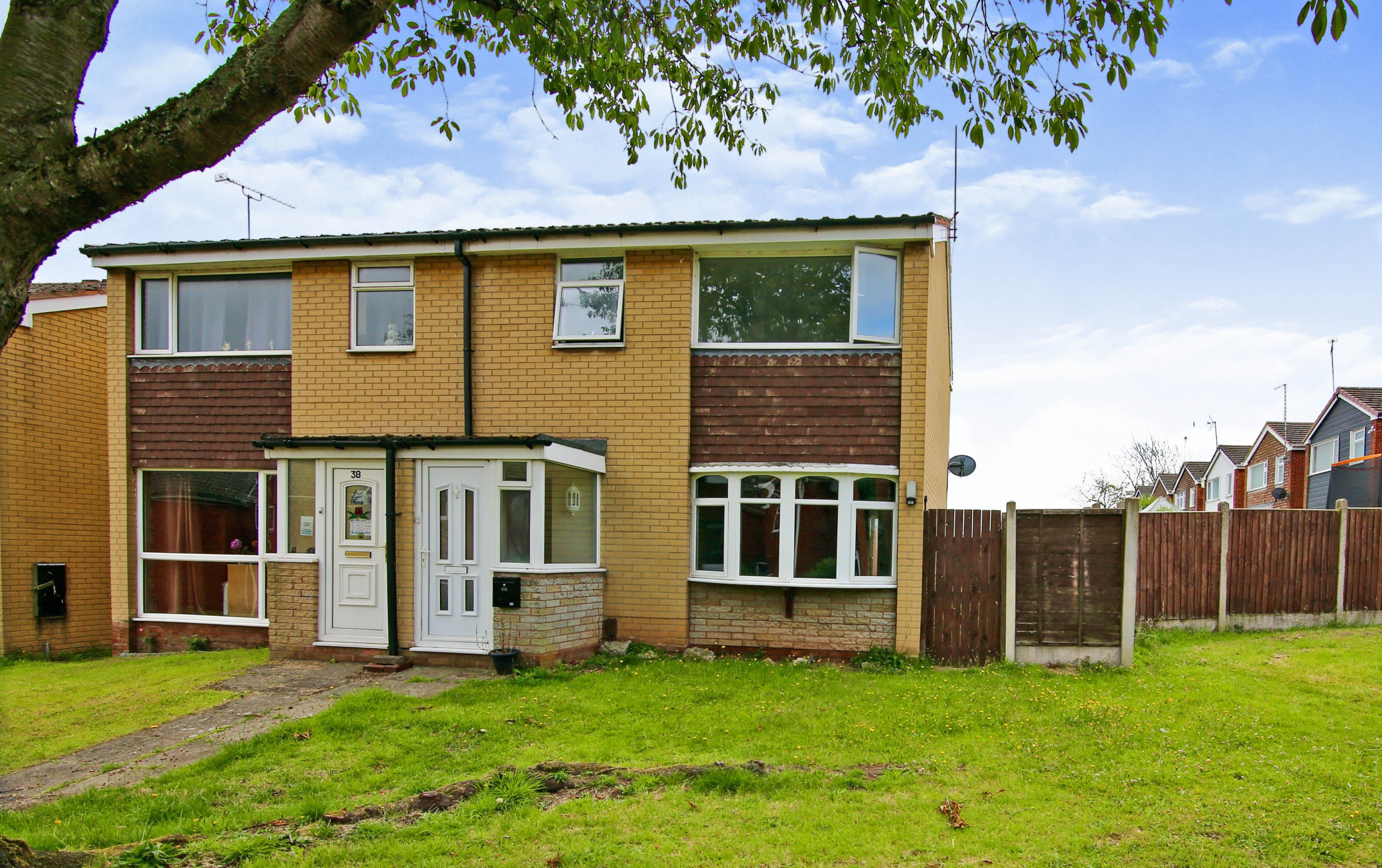 3 bedroom semidetached house for sale in Joseph Dix Drive, Rugeley