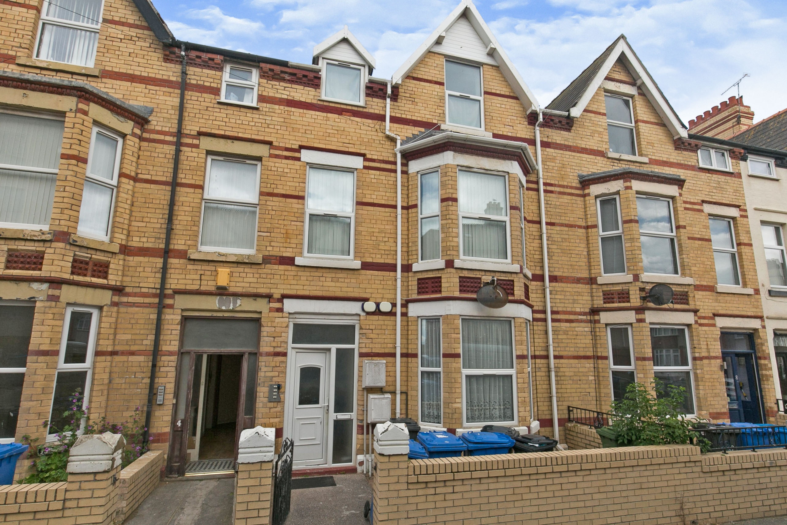 7 bedroom terraced house for sale in Butterton Road, Rhyl, LL18 1RF