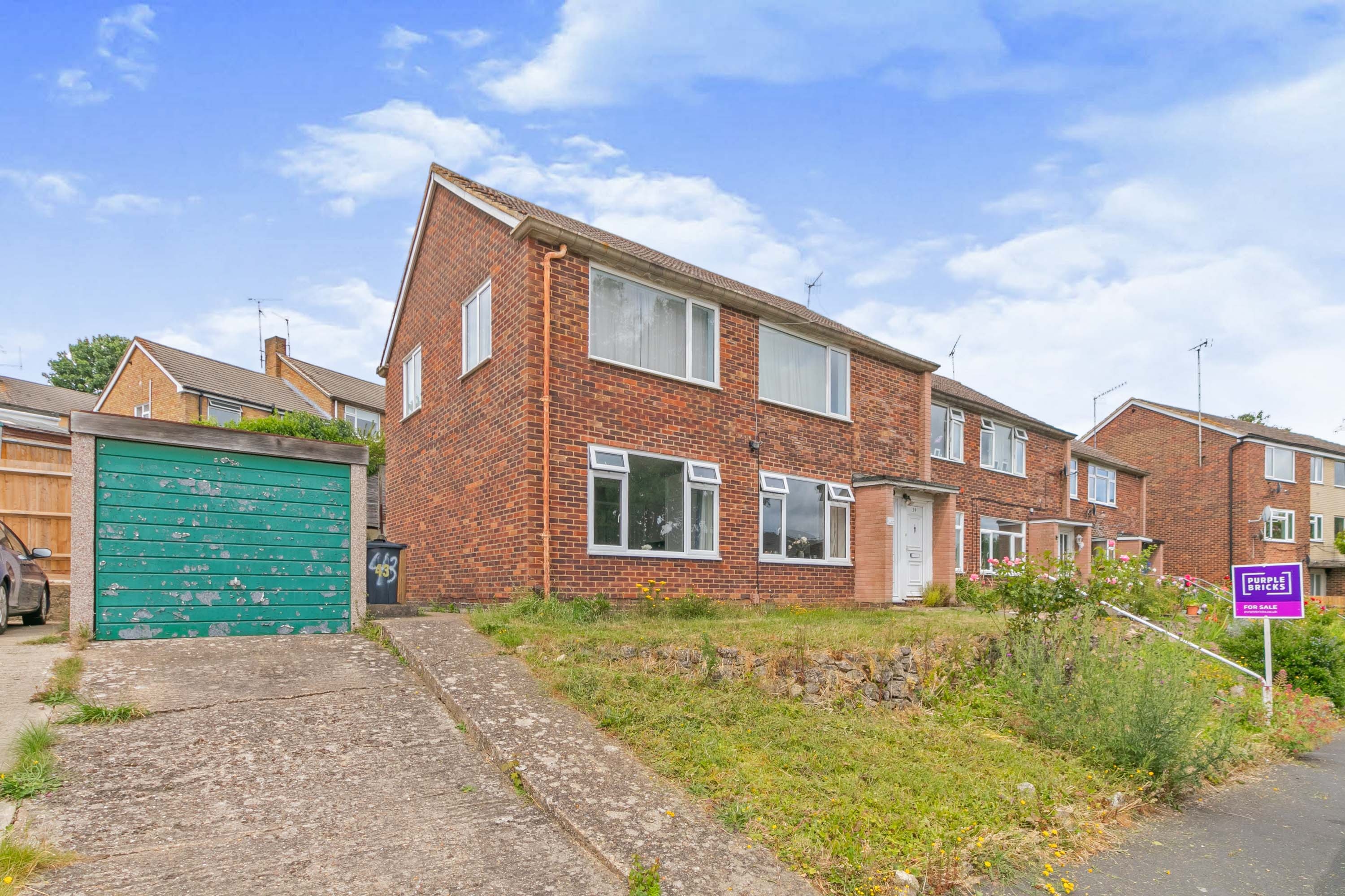 2 bedroom ground floor for sale in Roseholme, Maidstone