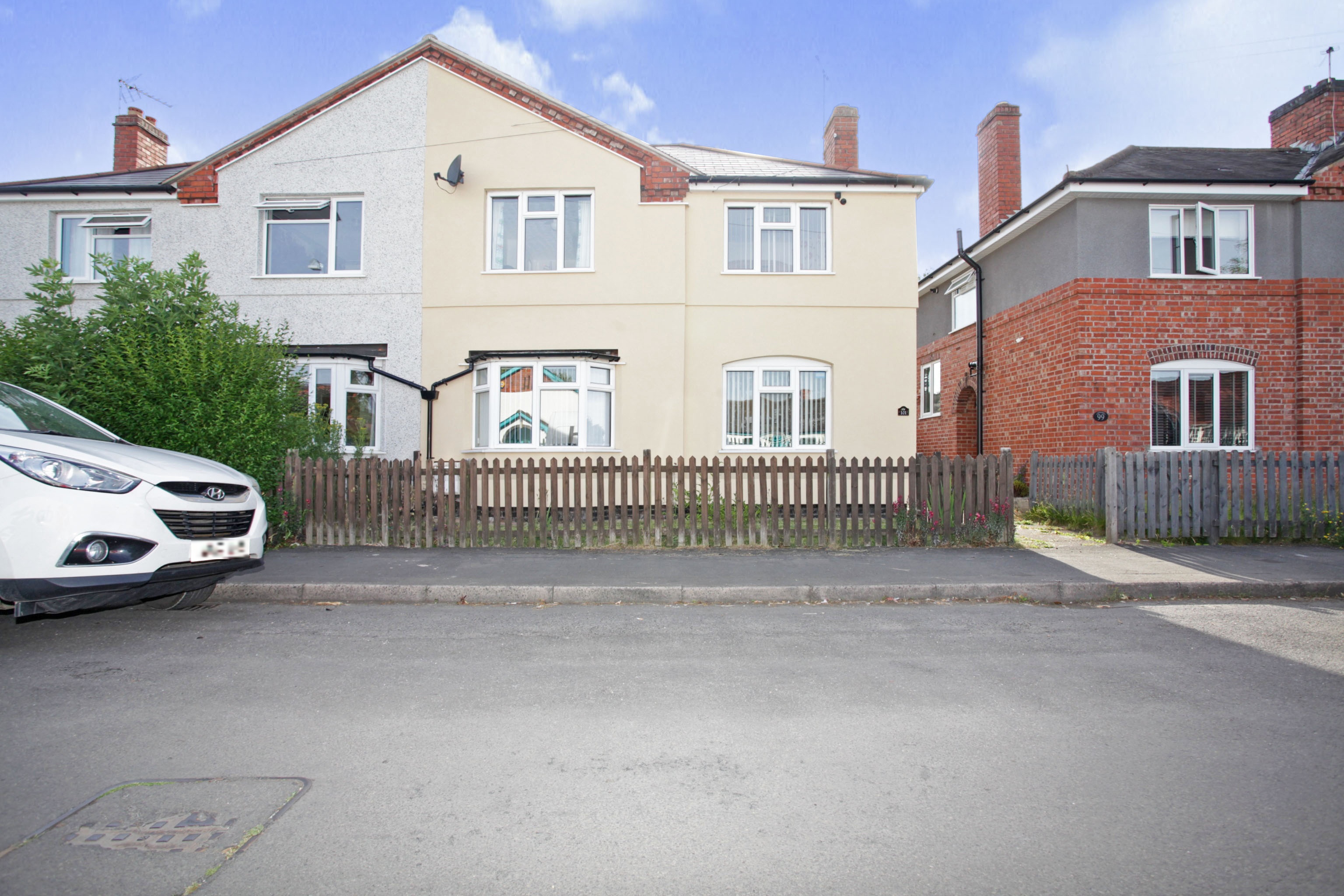 3 bedroom semidetached house for sale in Cross Street, Stockingford