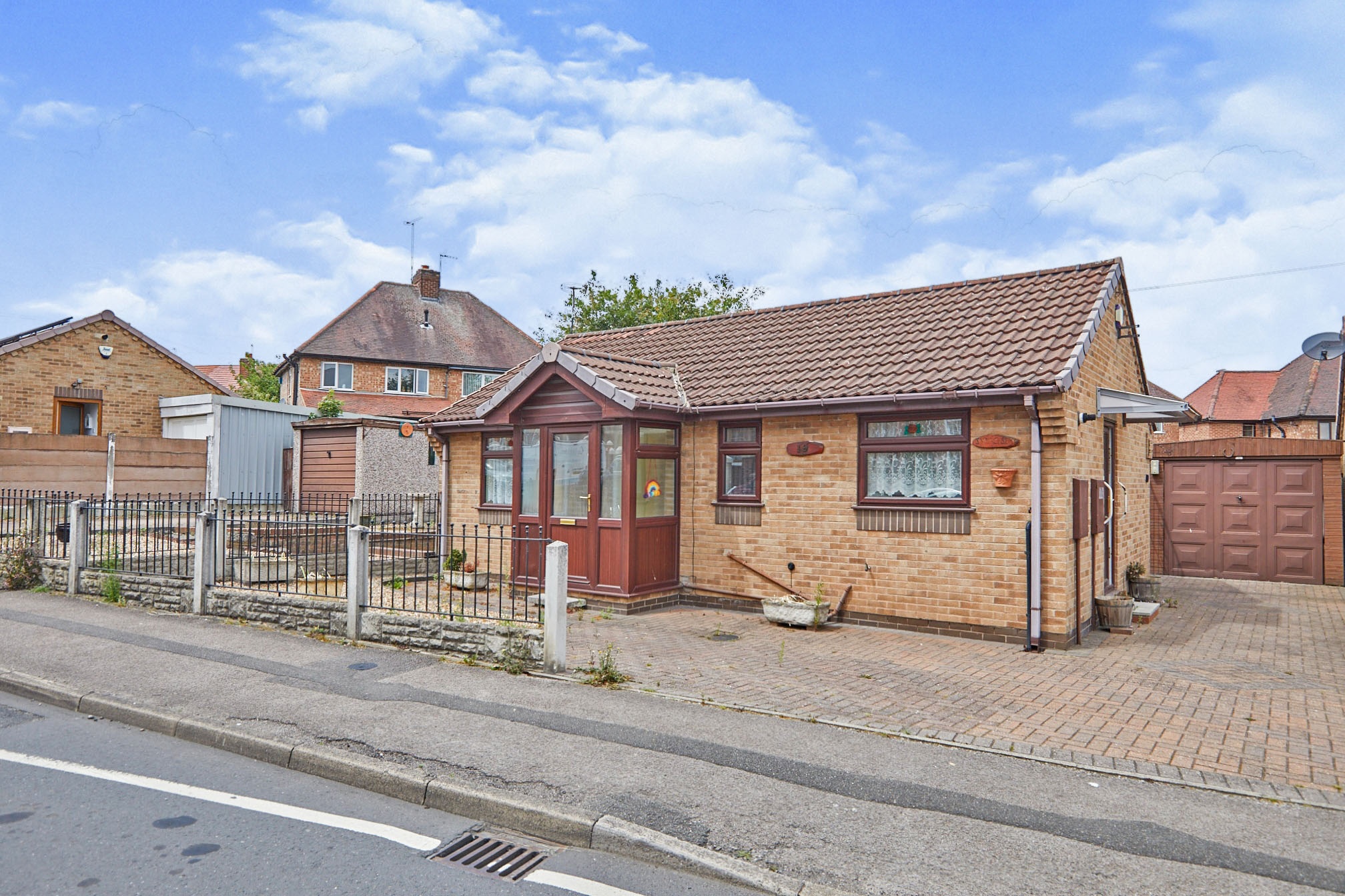 2 bedroom detached bungalow for sale in Midland Road, Heanor, DE75 7PN