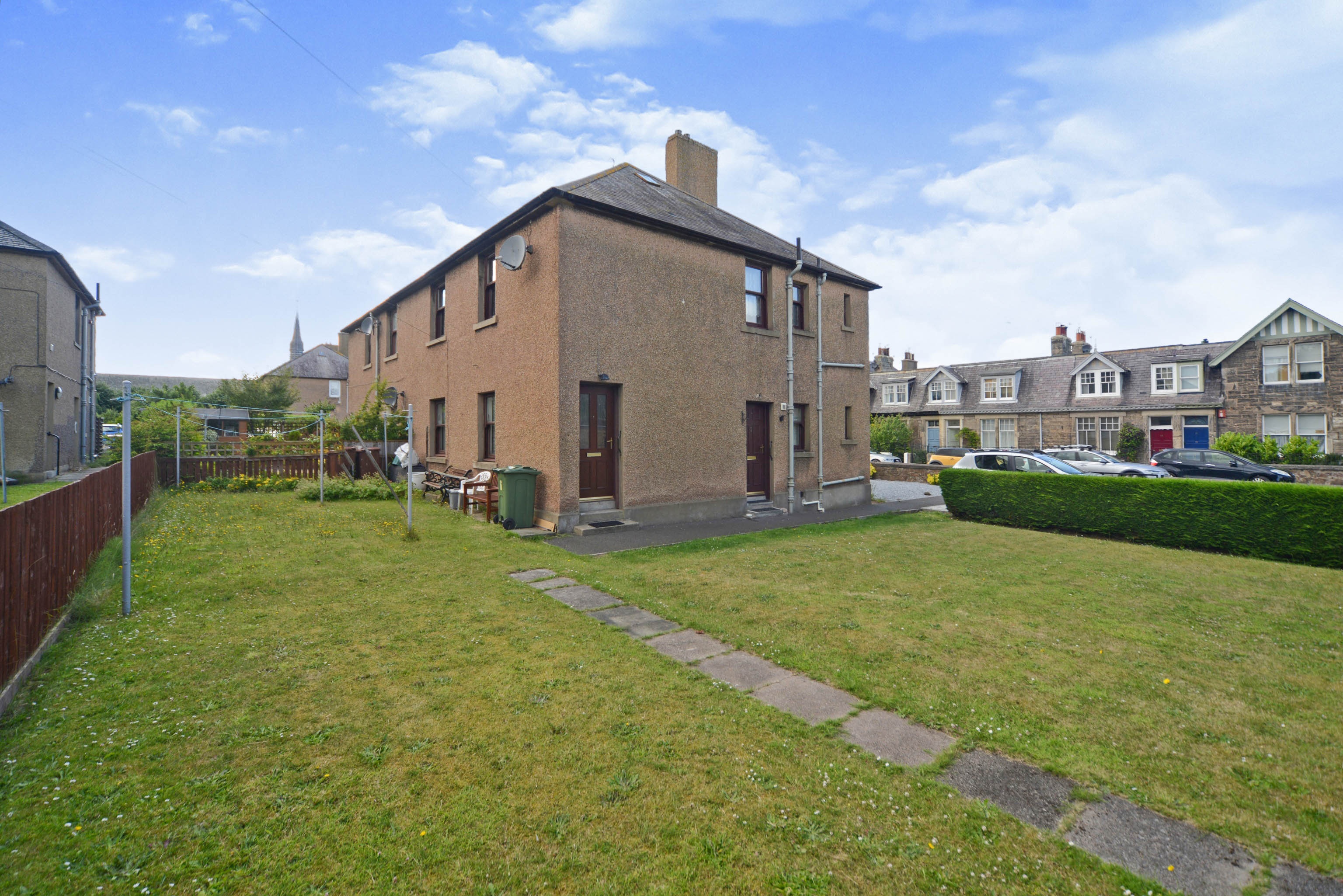 2 bedroom flat for sale in Inglis Avenue, Prestonpans, EH32 0AB