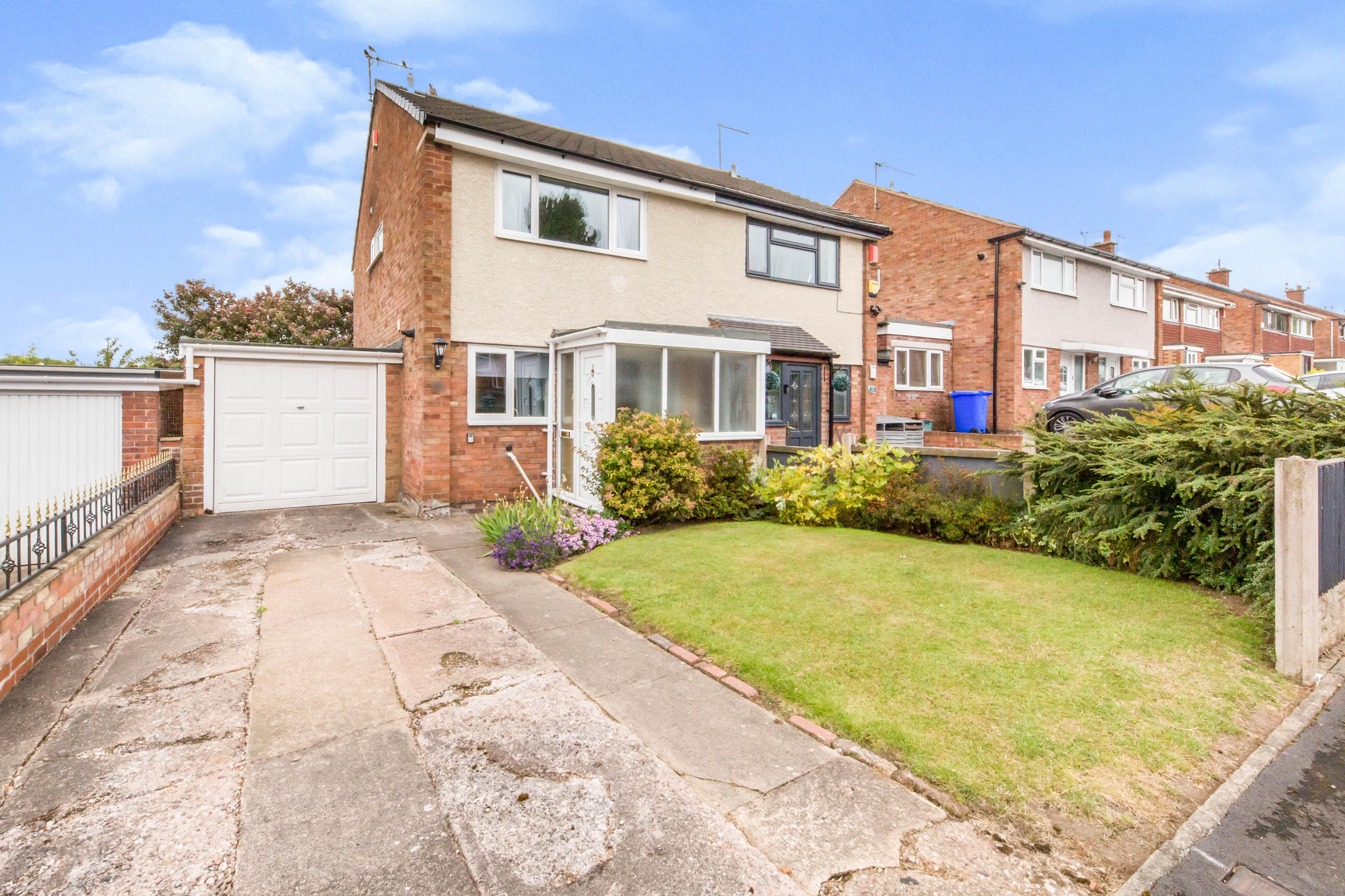 2 bedroom semidetached house for sale in Buckley Road, Chell Heath