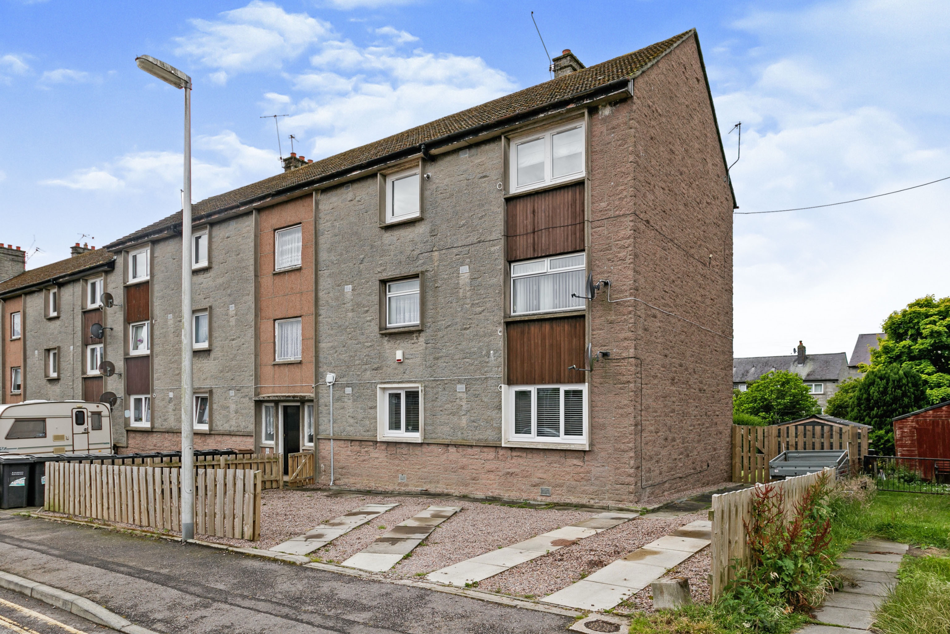 2 bedroom ground floor flat for sale in Cairnvale Terrace, Aberdeen