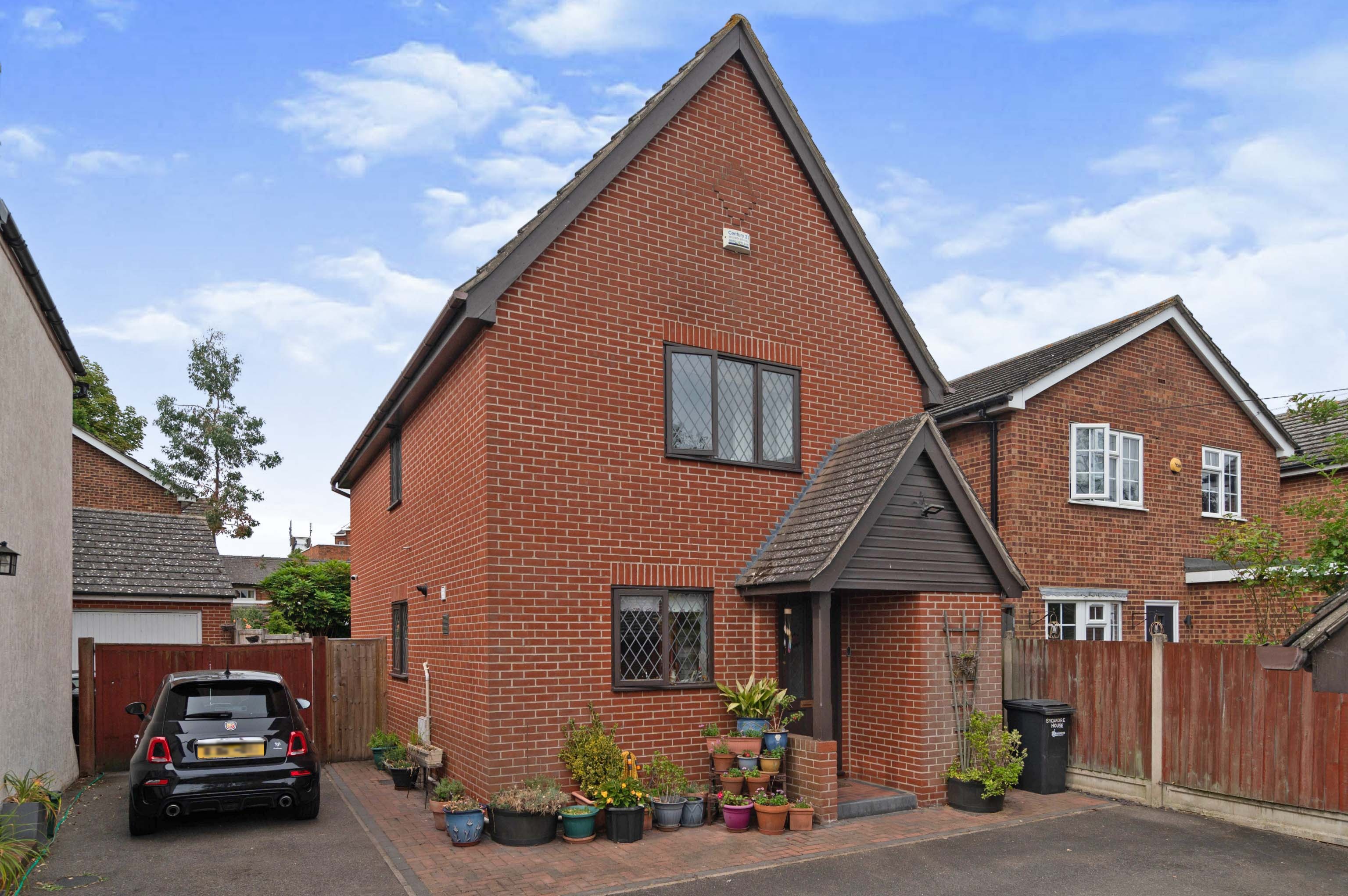 3 bedroom detached house for sale in Spinks Lane, Witham, CM8 1EP