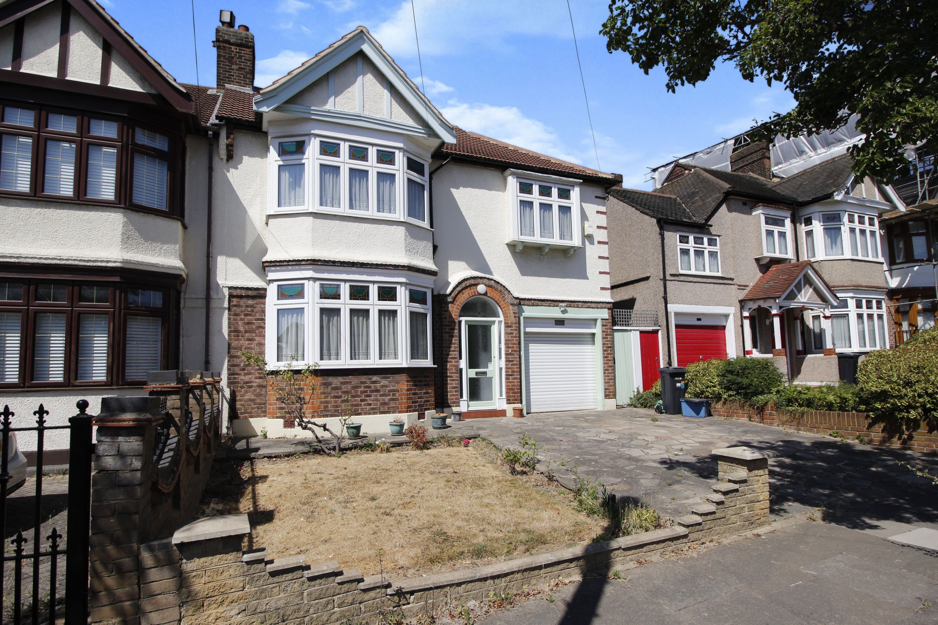 4 bedroom semidetached house for sale in Exeter Gardens, Ilford, IG1 3LA
